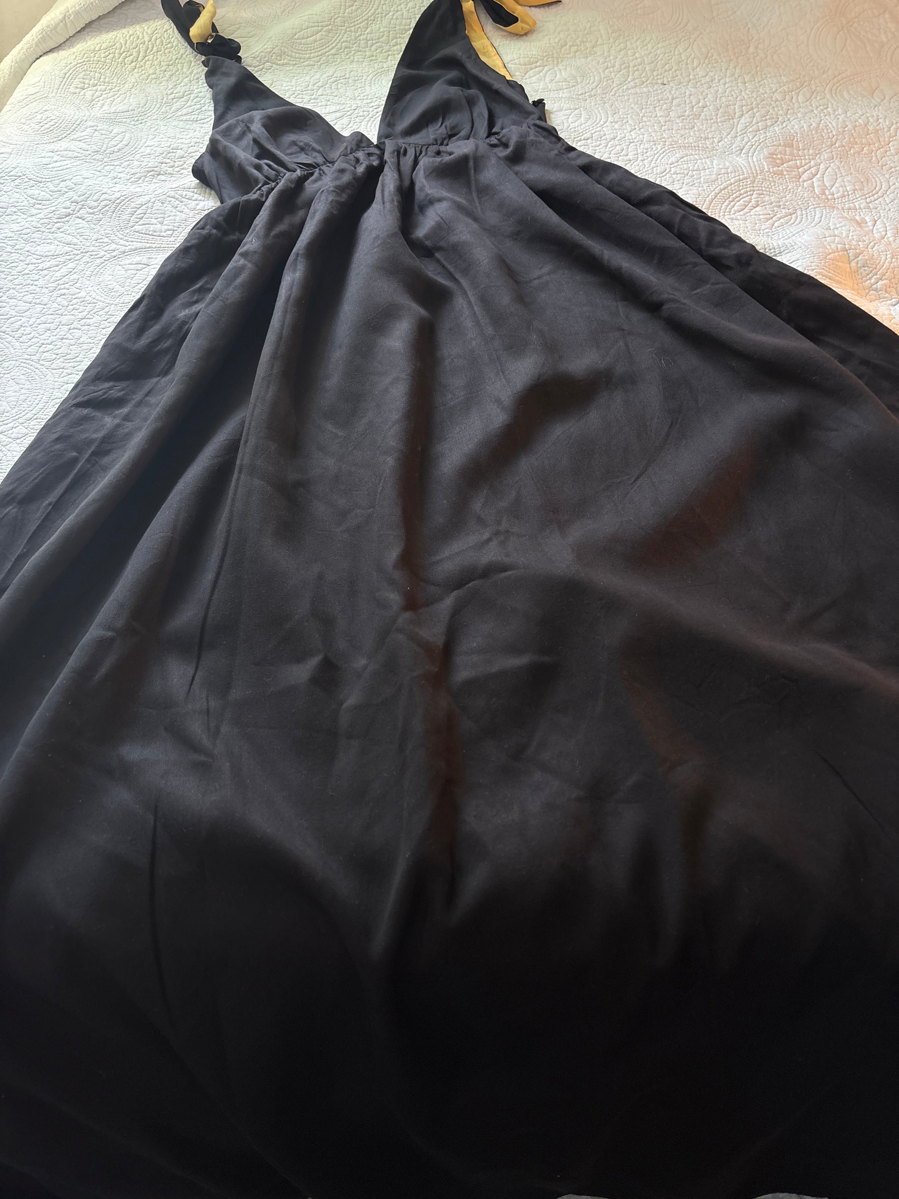 Black shoulder tie dress S