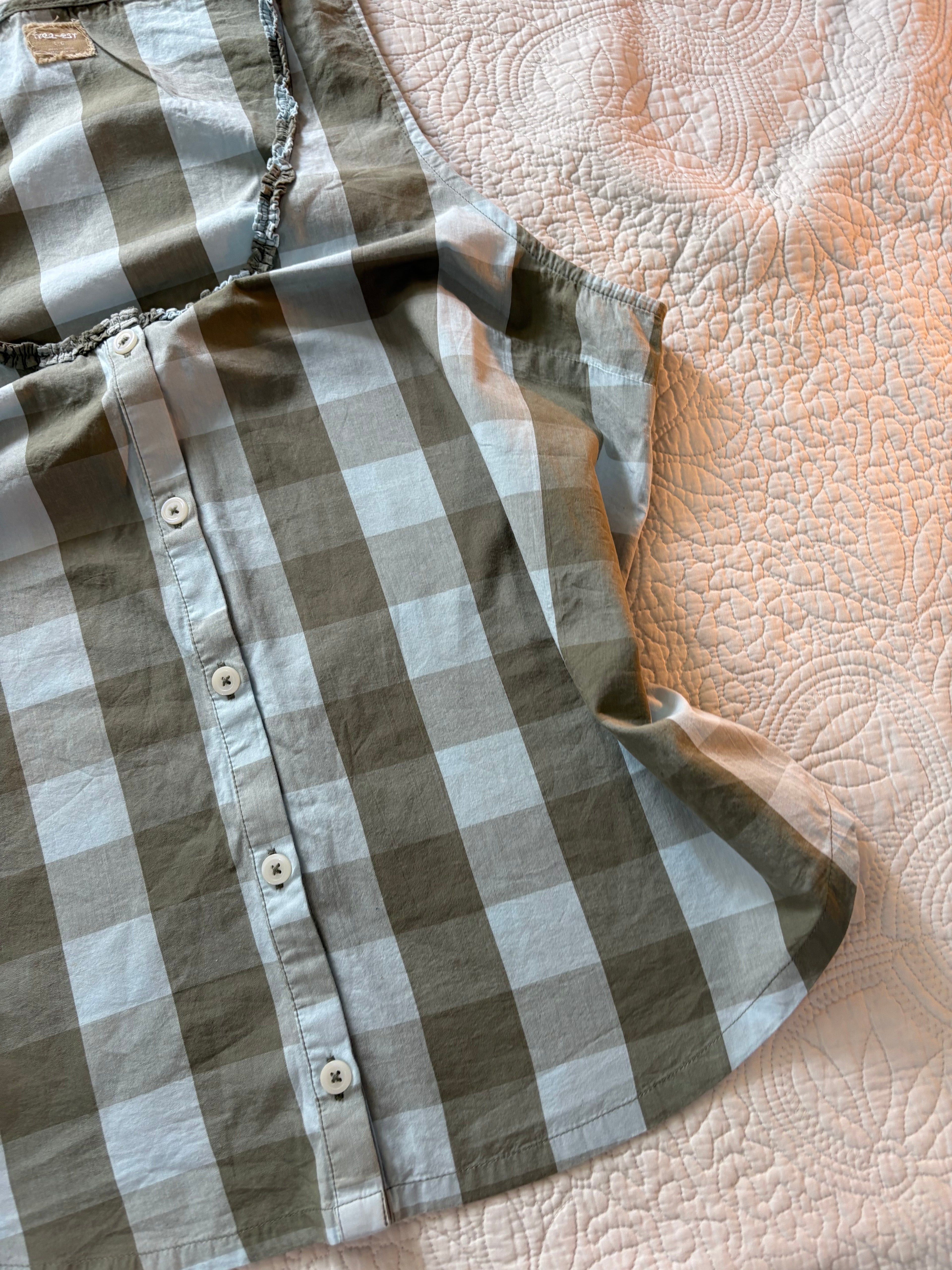 Free people check top L