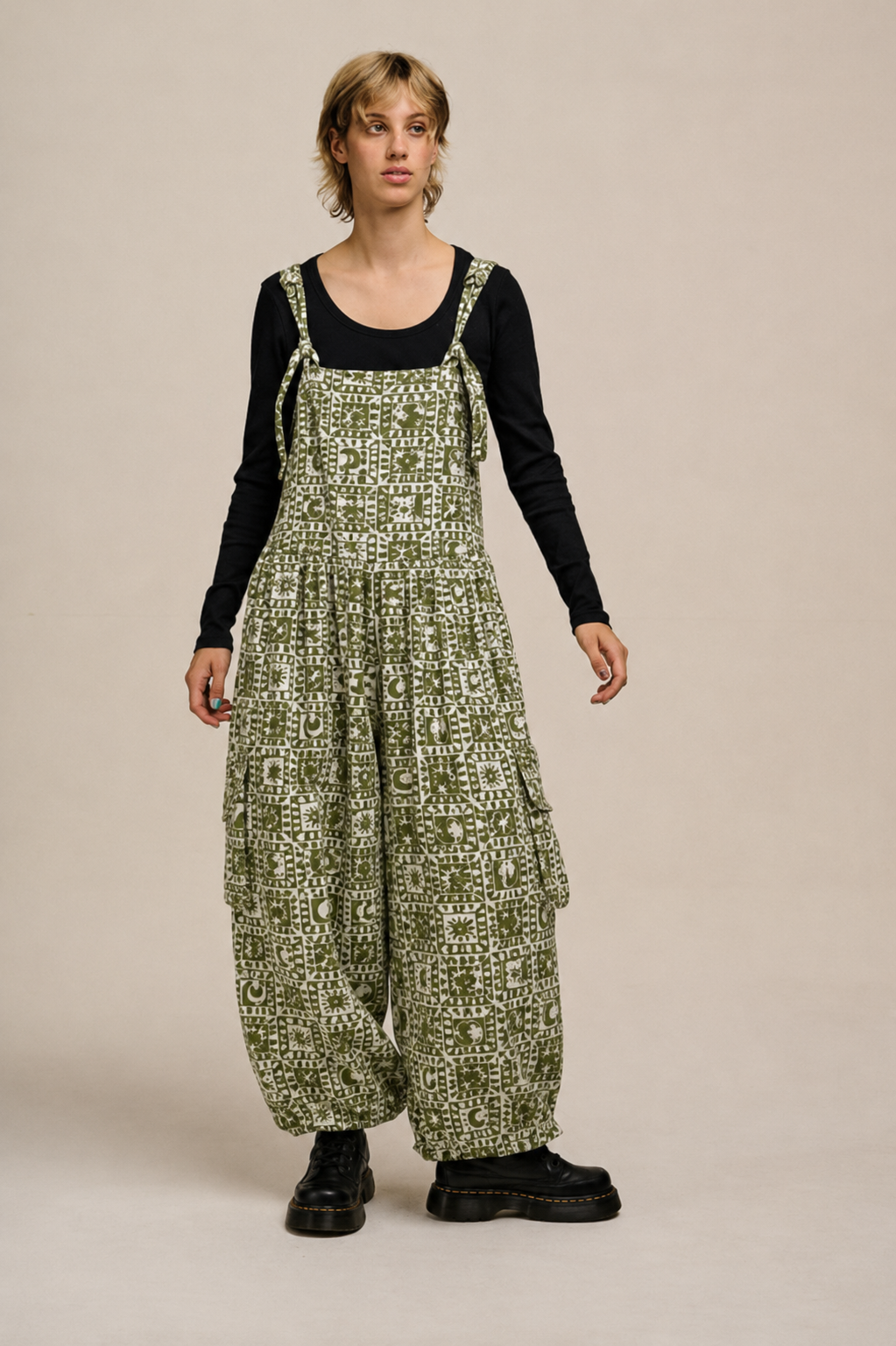 LUCY AND YAK Miyada - Brushed Cotton Balloon Leg Dungarees M/L