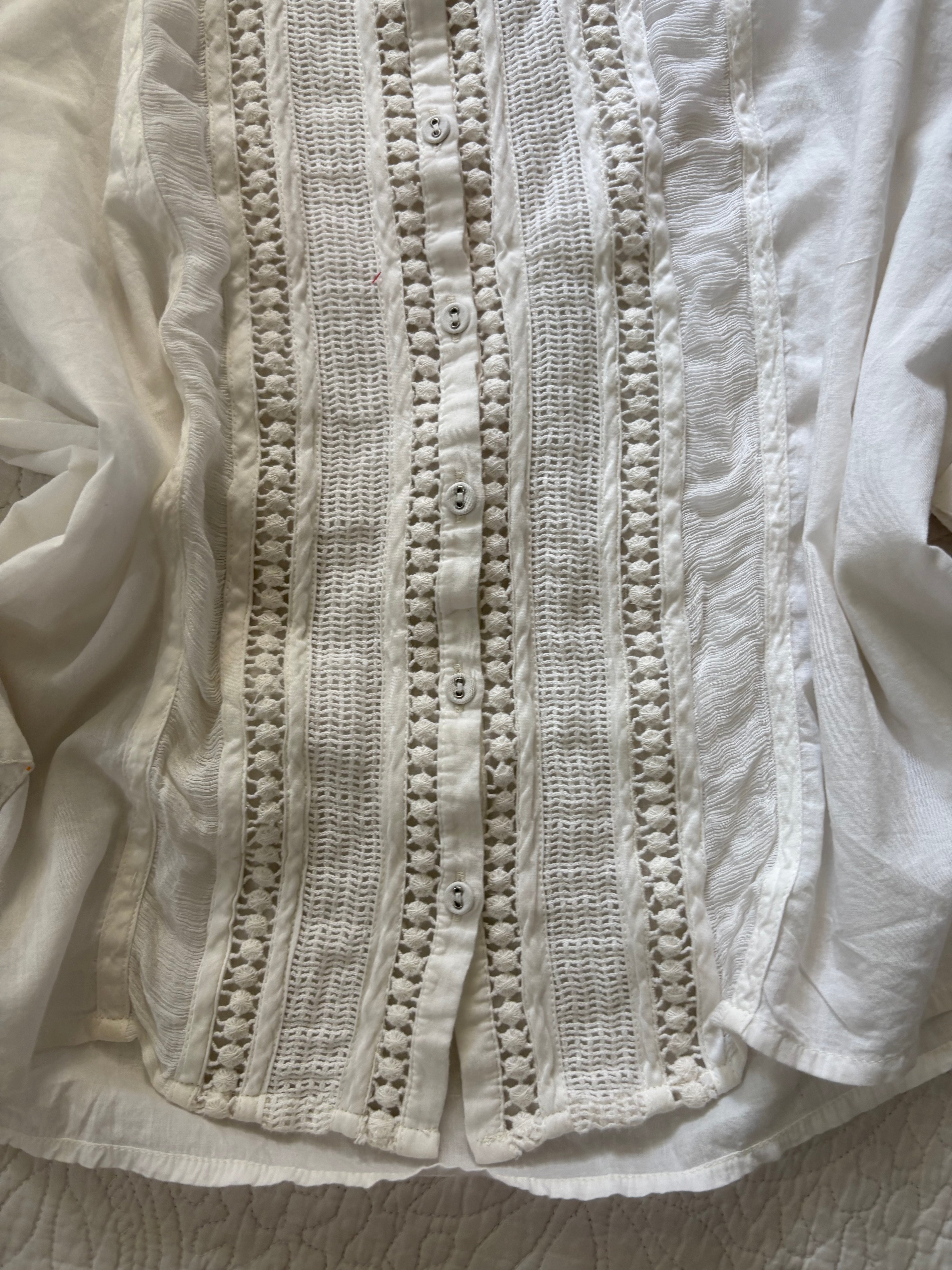 Farm Rio buttoned lace blouse S/M