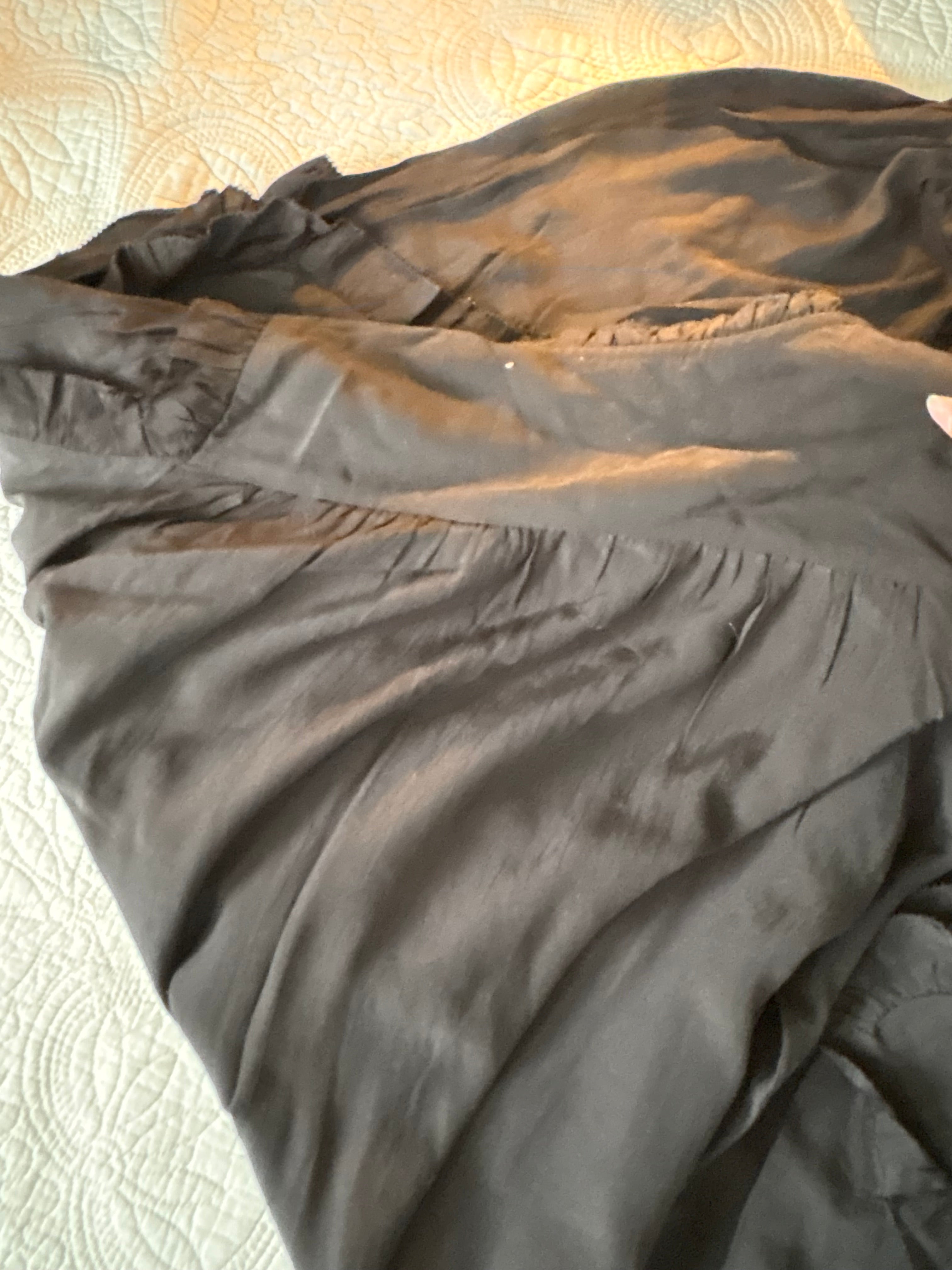 Boii Studios black shirt M