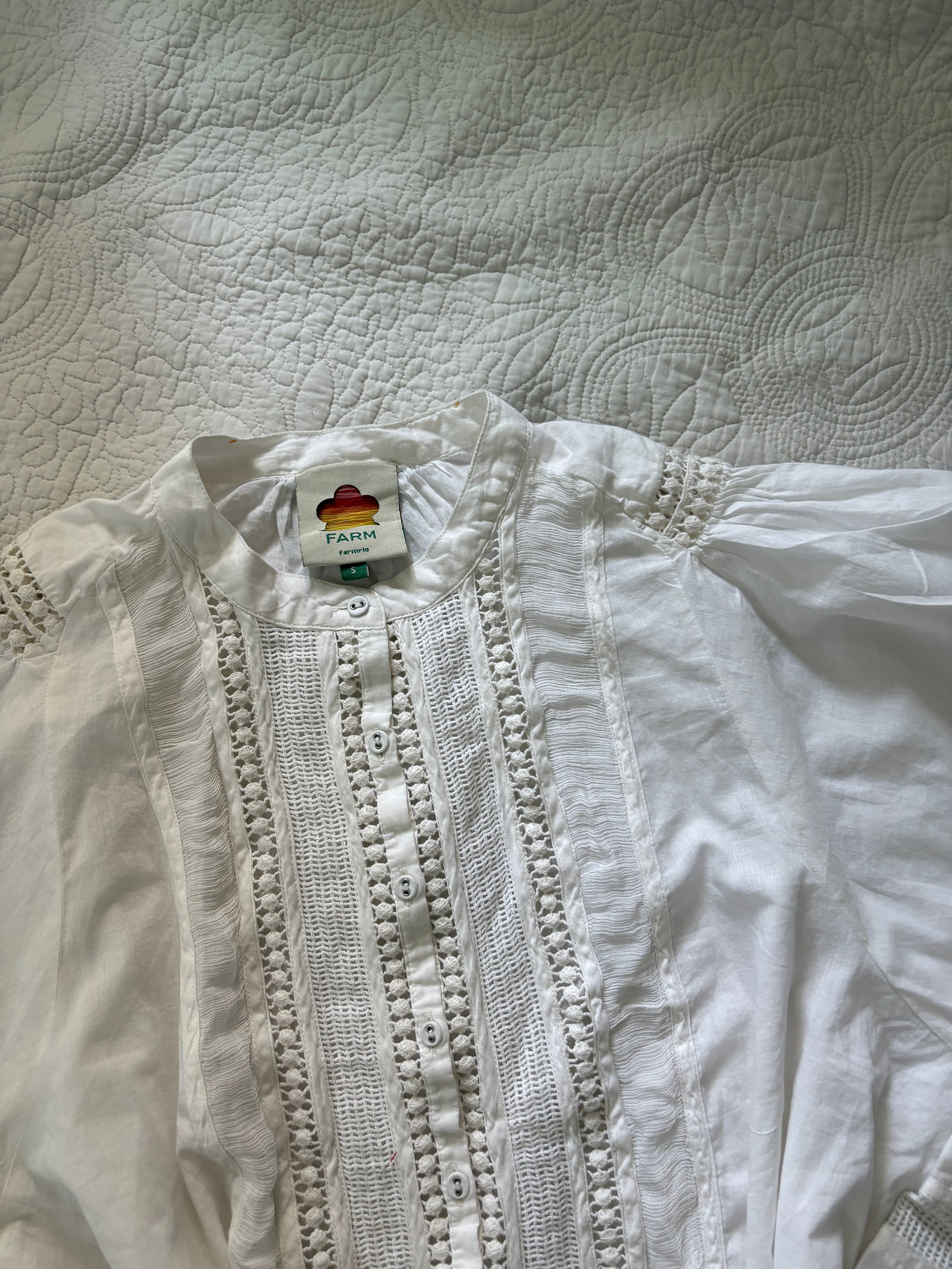 Farm Rio buttoned lace blouse S/M