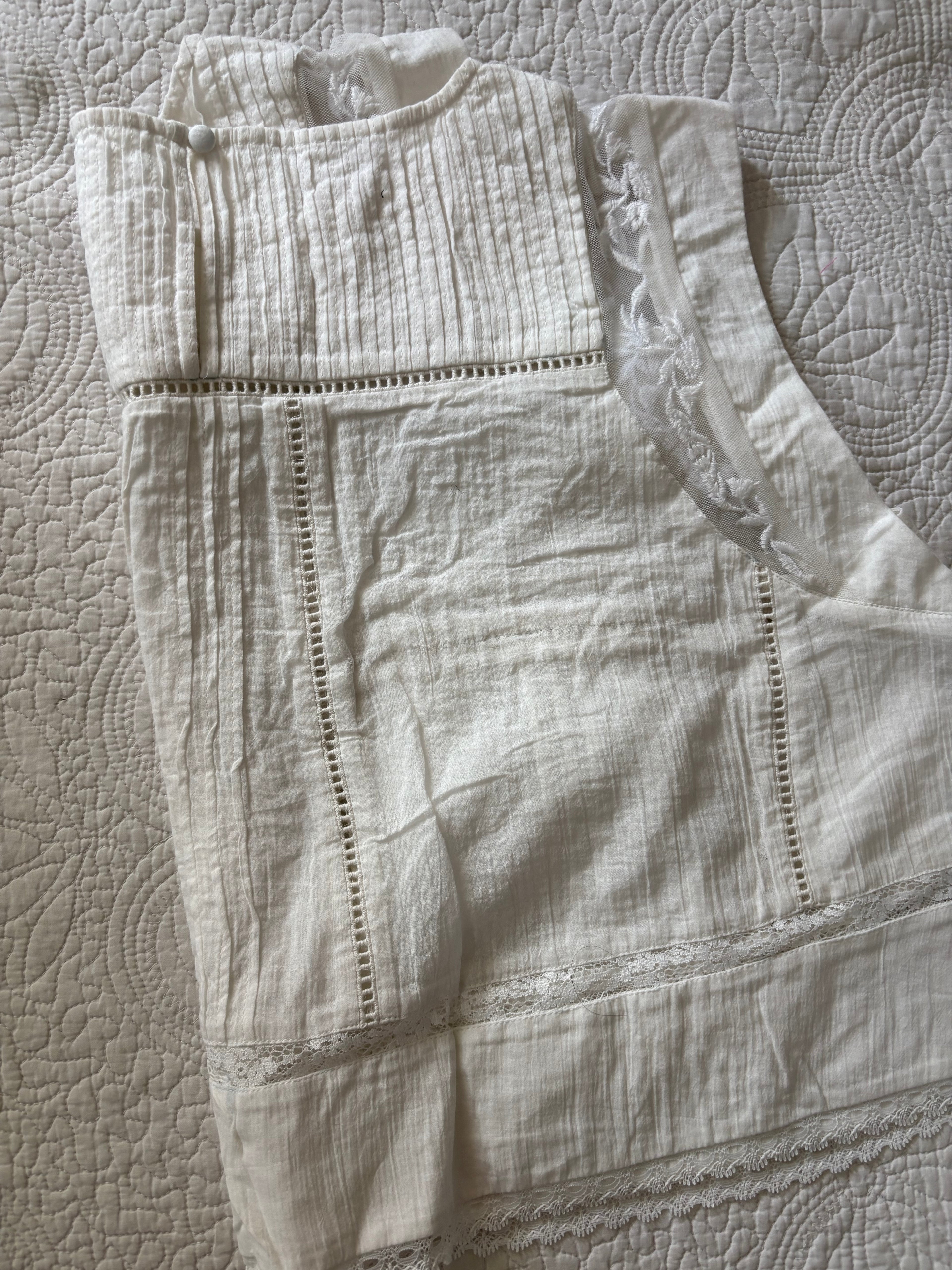 Anthropologies Boxy pintuck top M/L