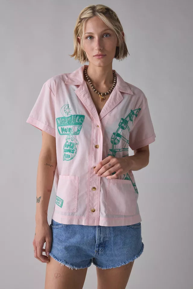 BDG Nash Embroidered Souvenir Short Sleeve Button-Down Shirt S
