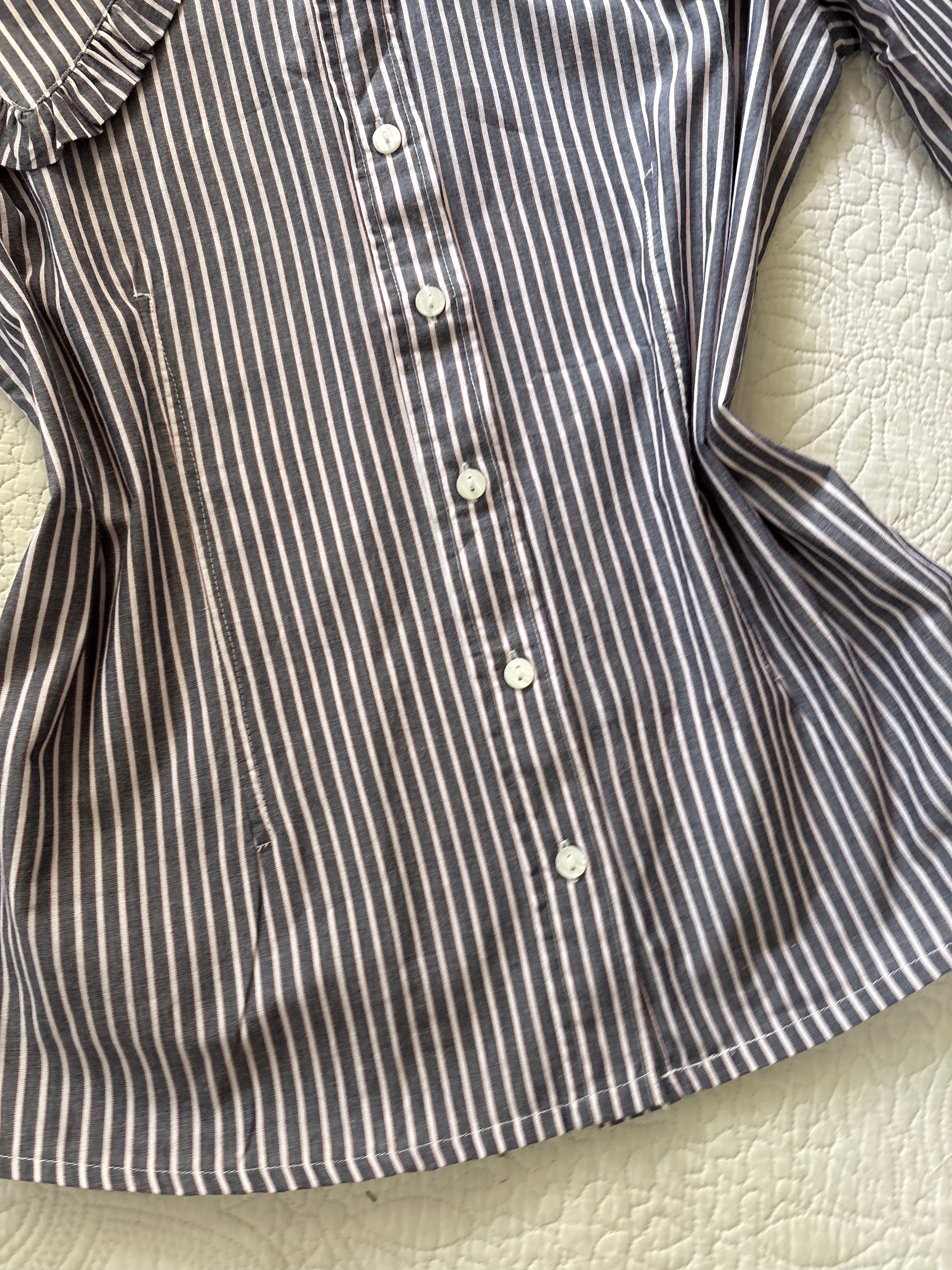 Boii Studios ruffle collar shirt S