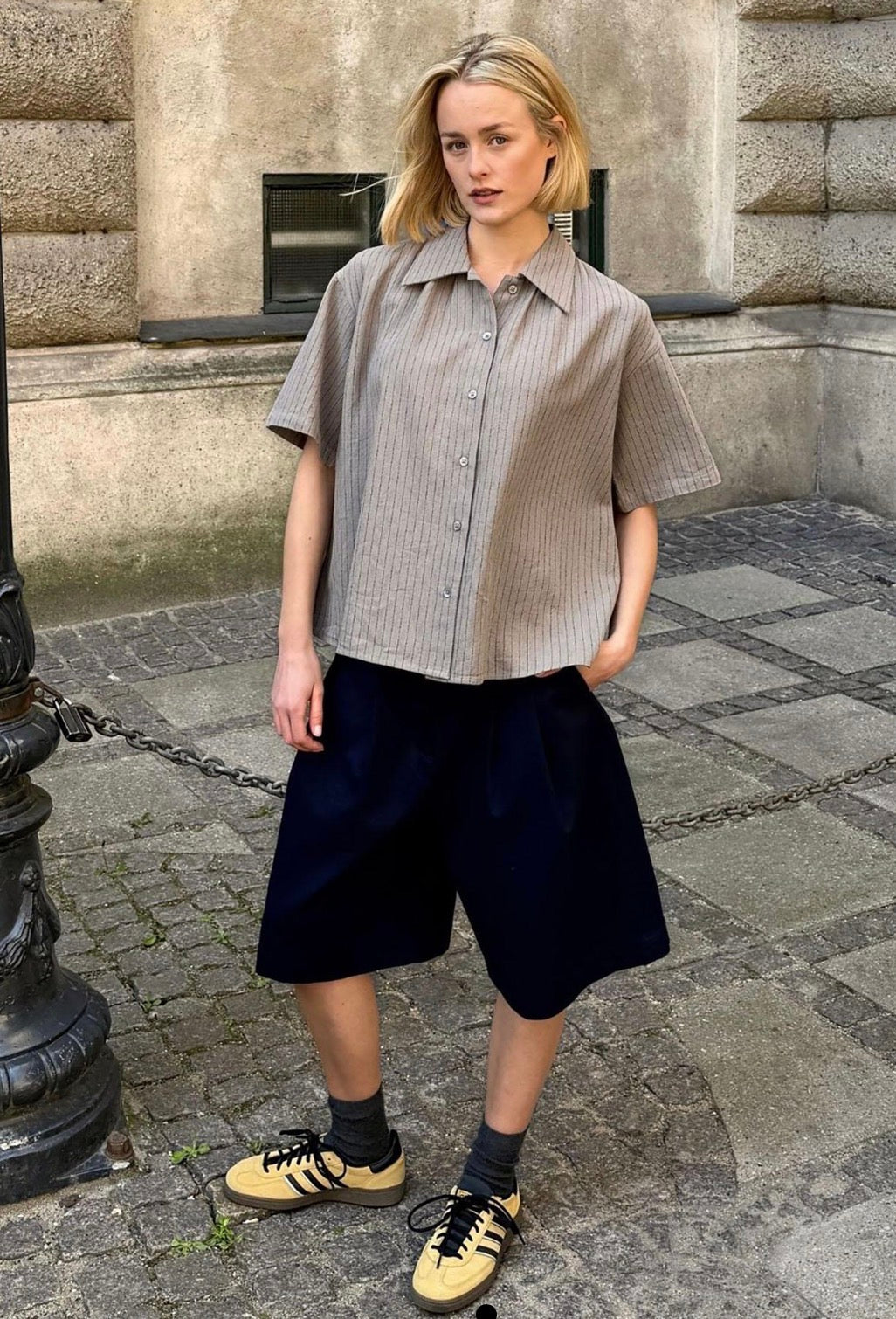 Boii Tinsi short shirt L