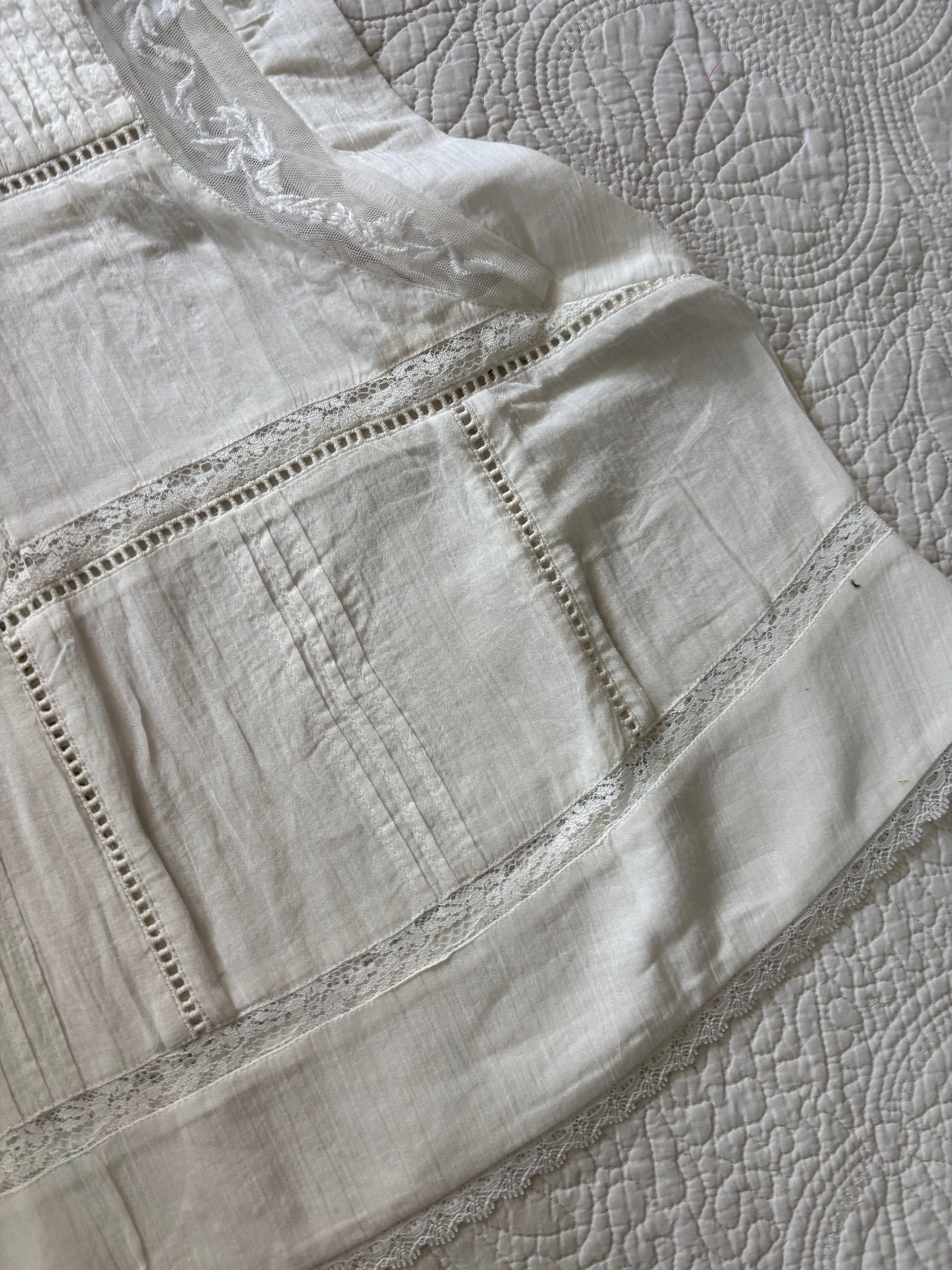 Anthropologies Boxy pintuck top M/L
