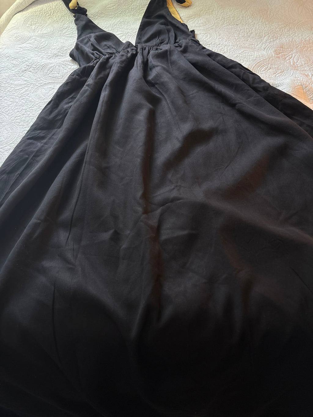 Black shoulder tie dress S
