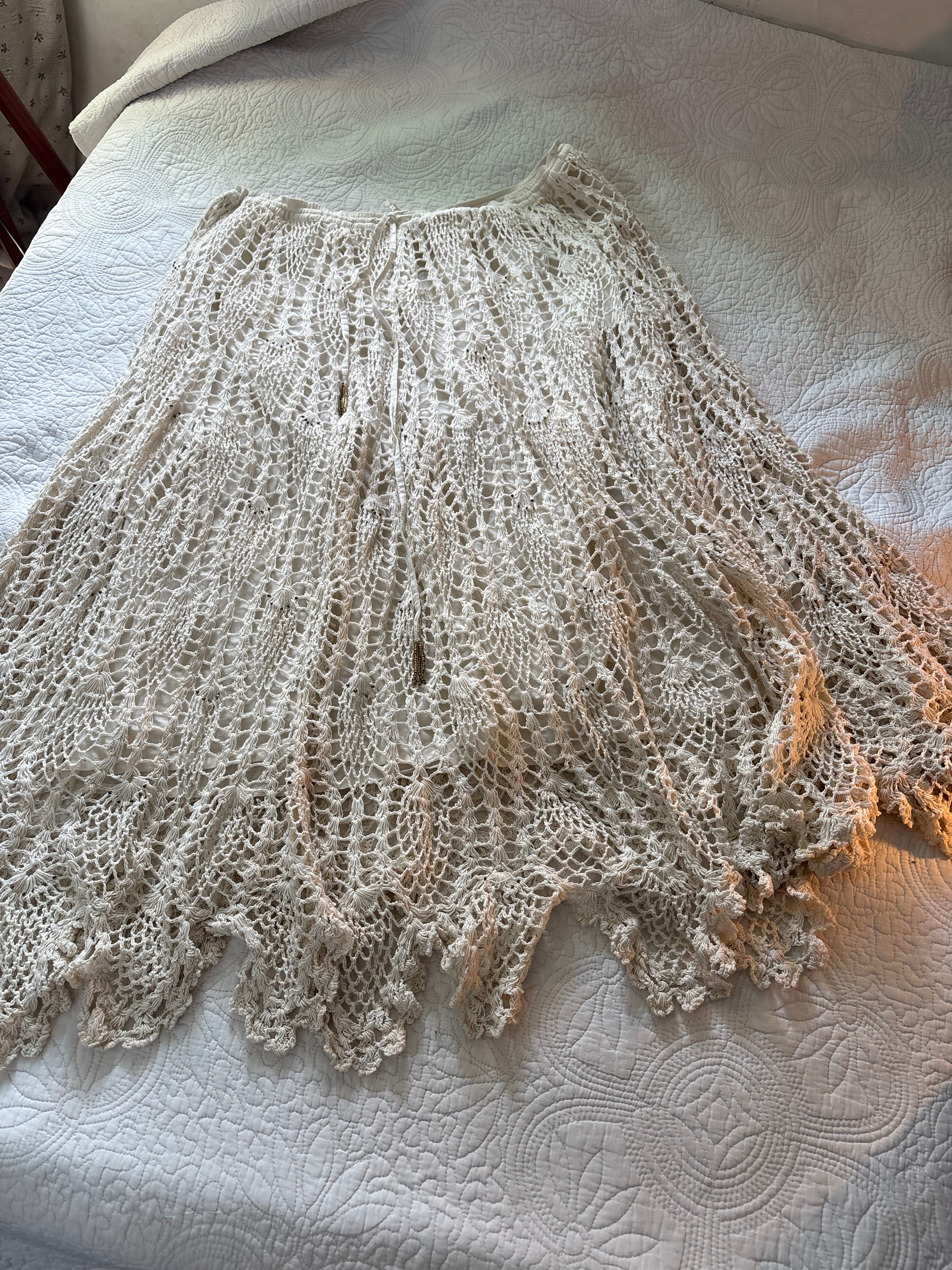 Crochet asymmetrical hem skirt L/XL