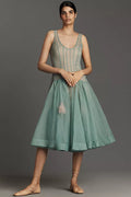LET ME BE  Seamed Sleeveless Basque-Waist Floral Dress S