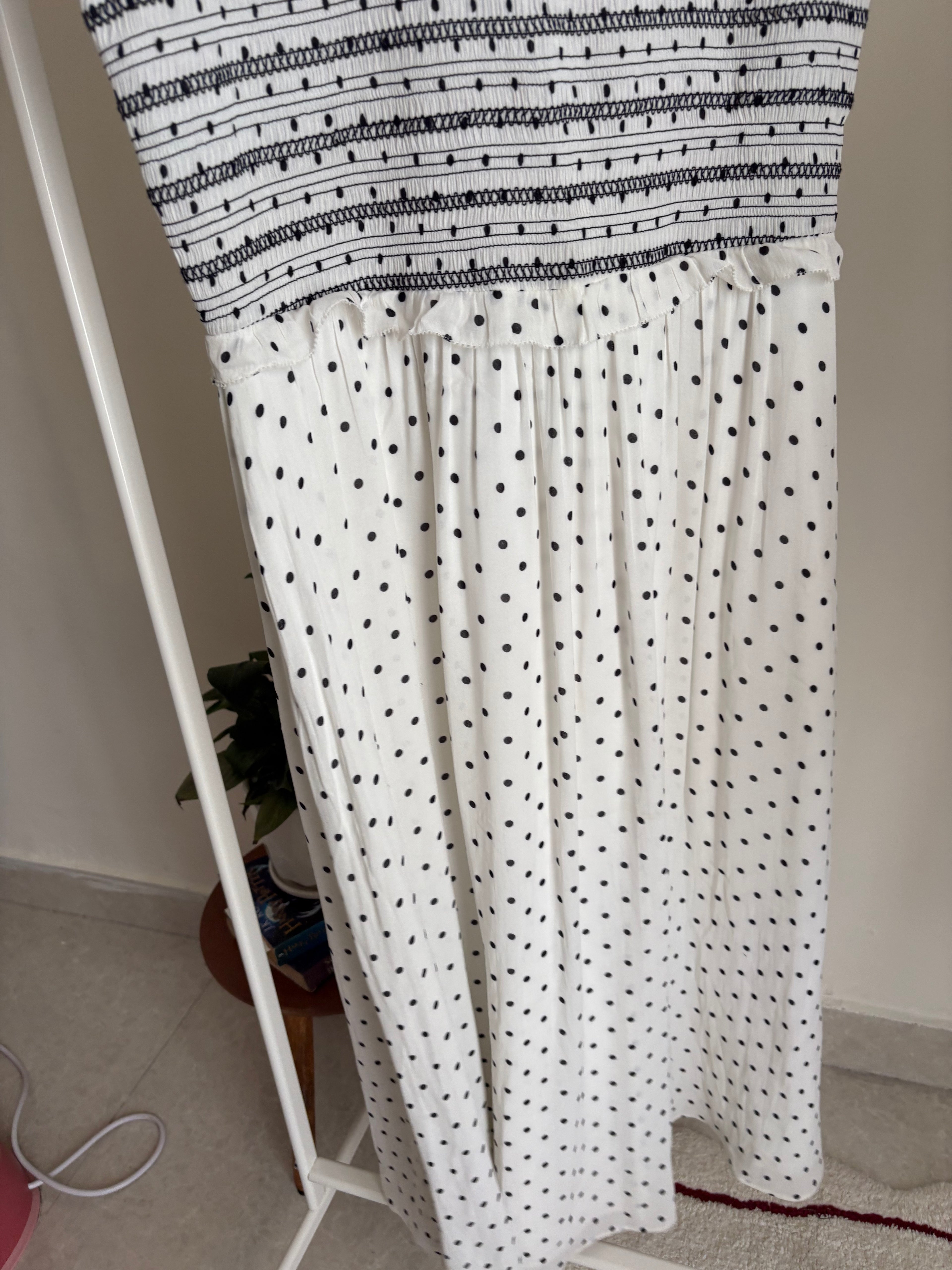 Ann Taylor polka smocked dress Uk 8