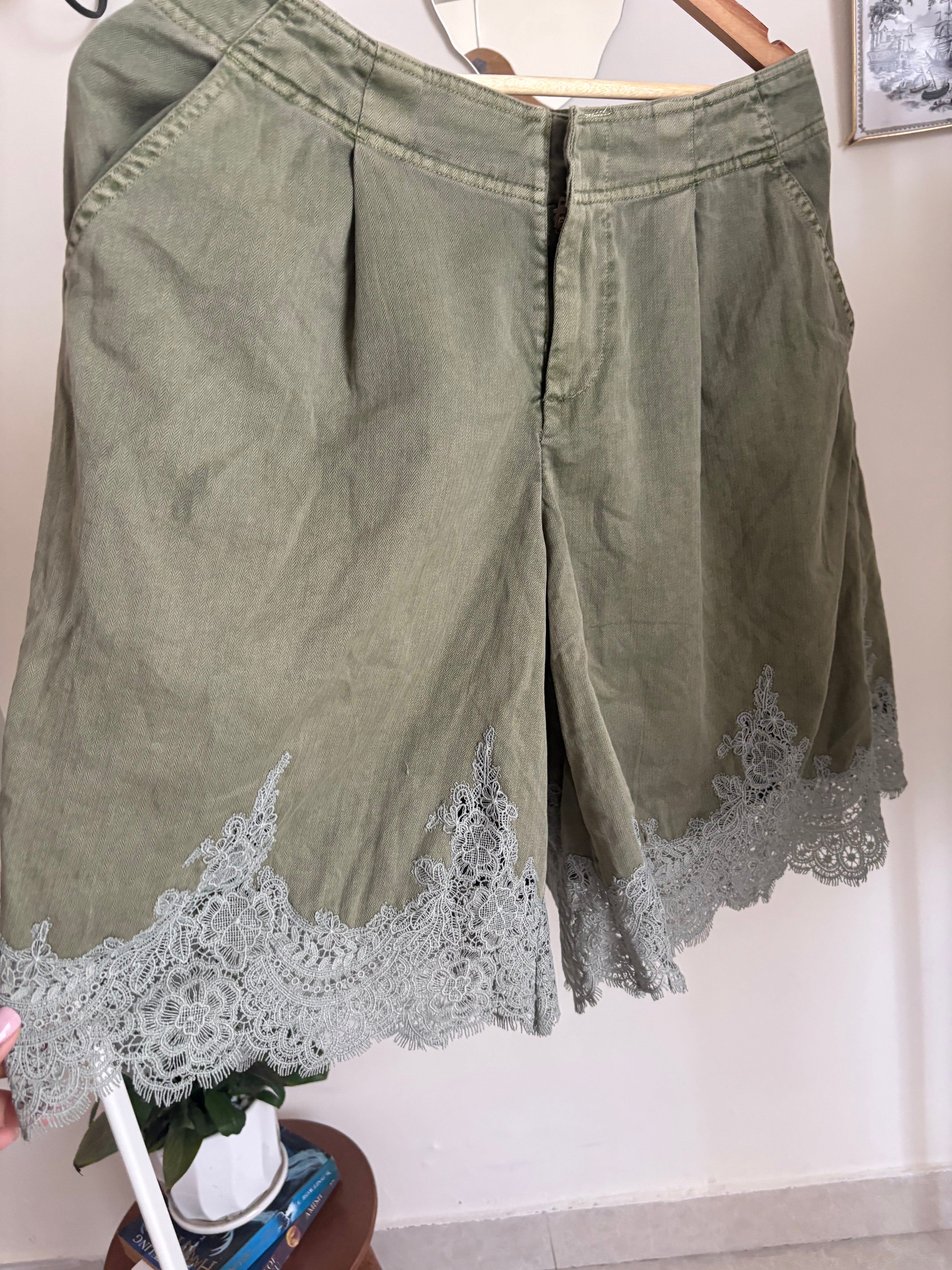 Anthropologie Pleated Lace-Hem Knee-Length Shorts