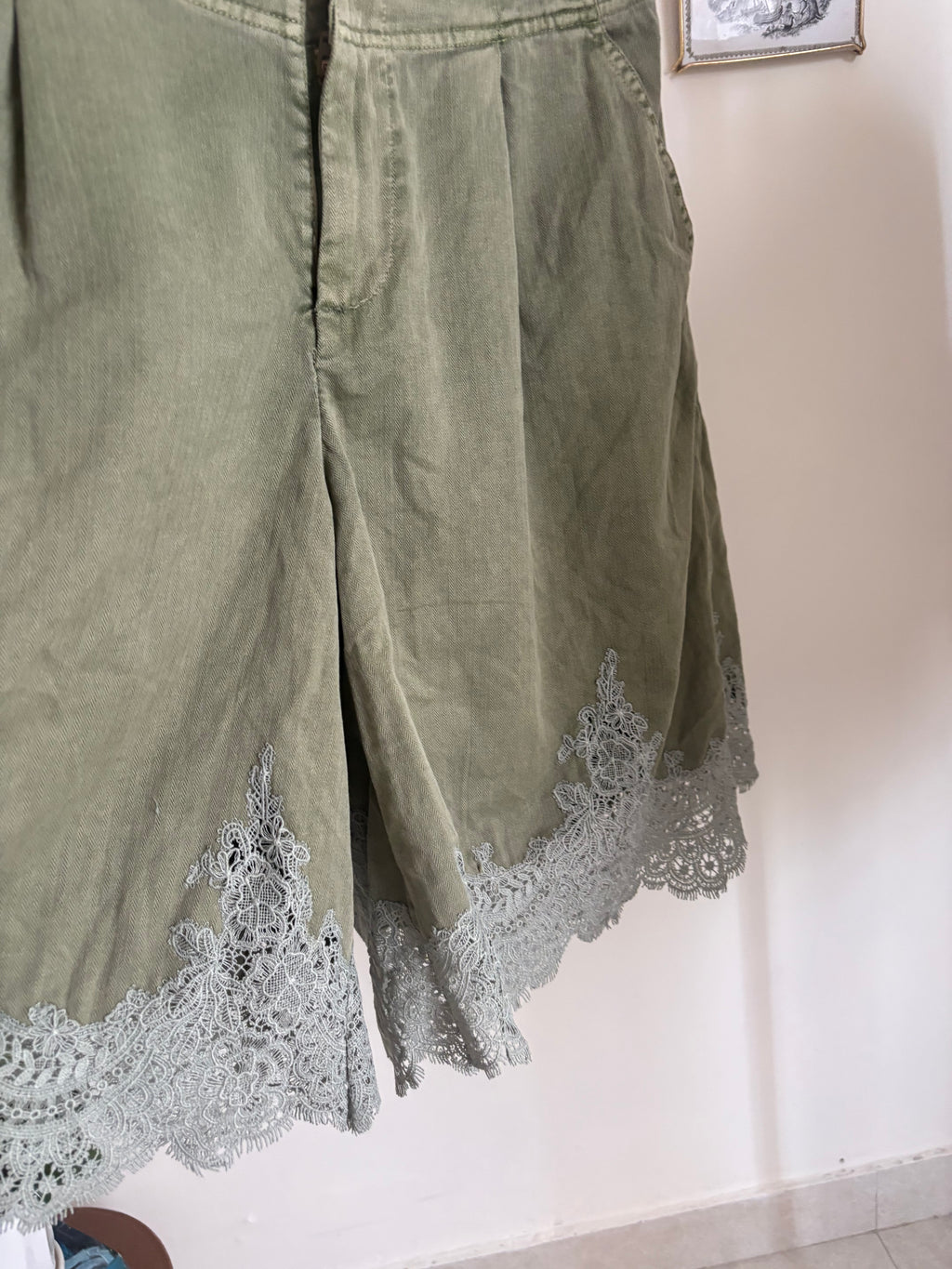 Anthropologie Pleated Lace-Hem Knee-Length Shorts