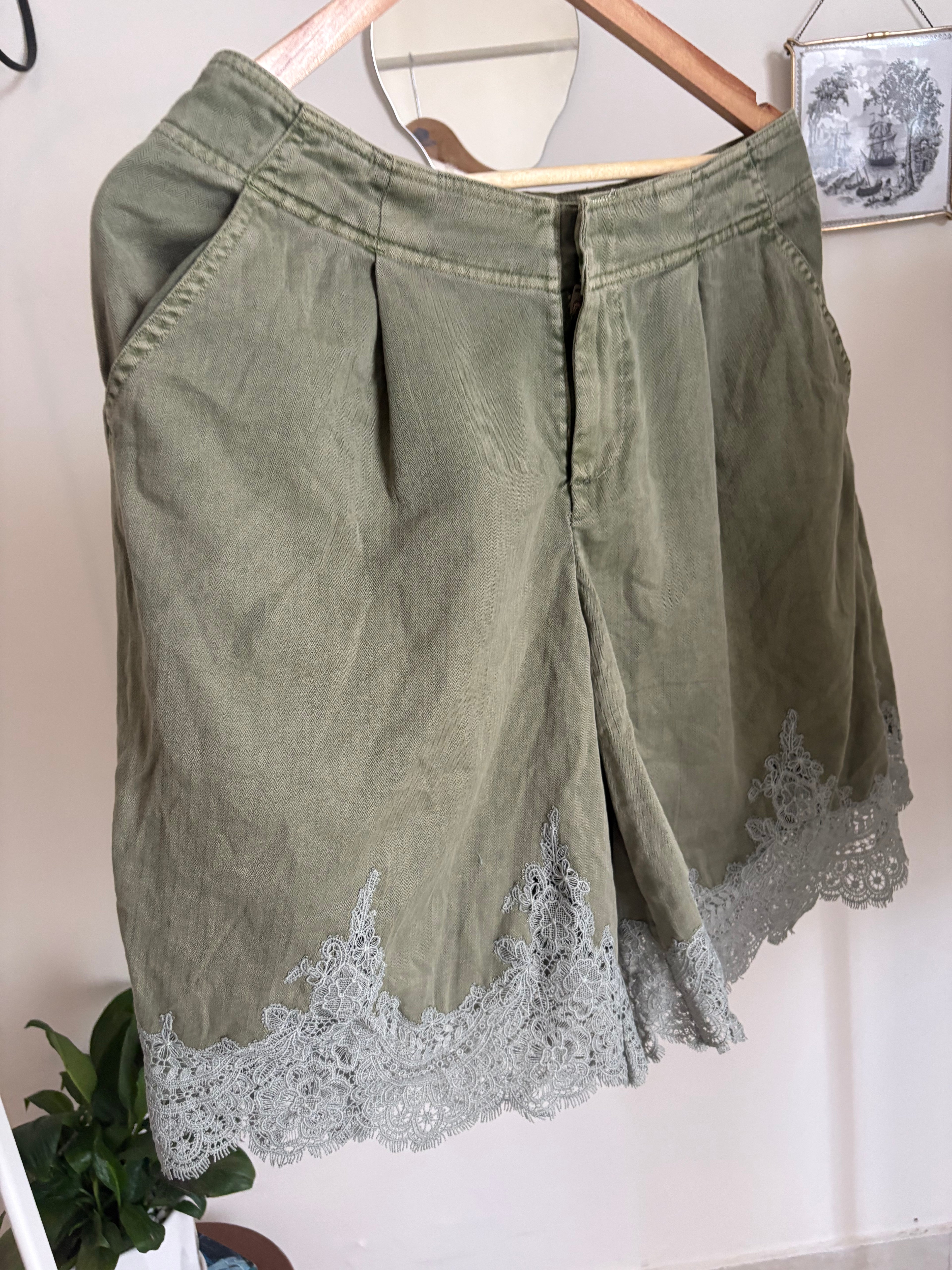 Anthropologie Pleated Lace-Hem Knee-Length Shorts