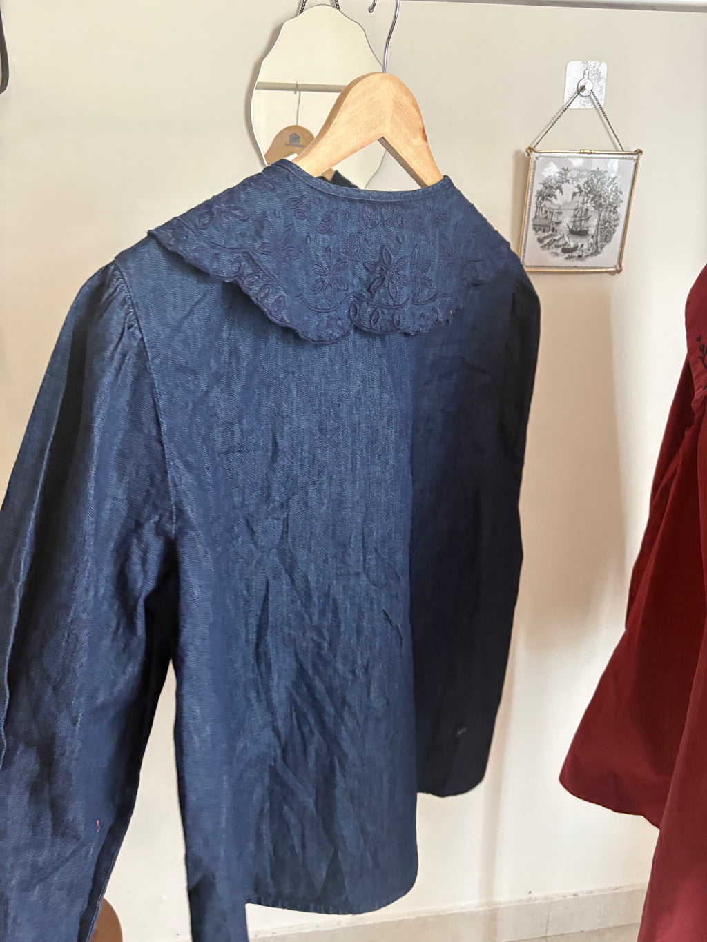DENIM EMBROIDERTED COLLAR SHIRT L