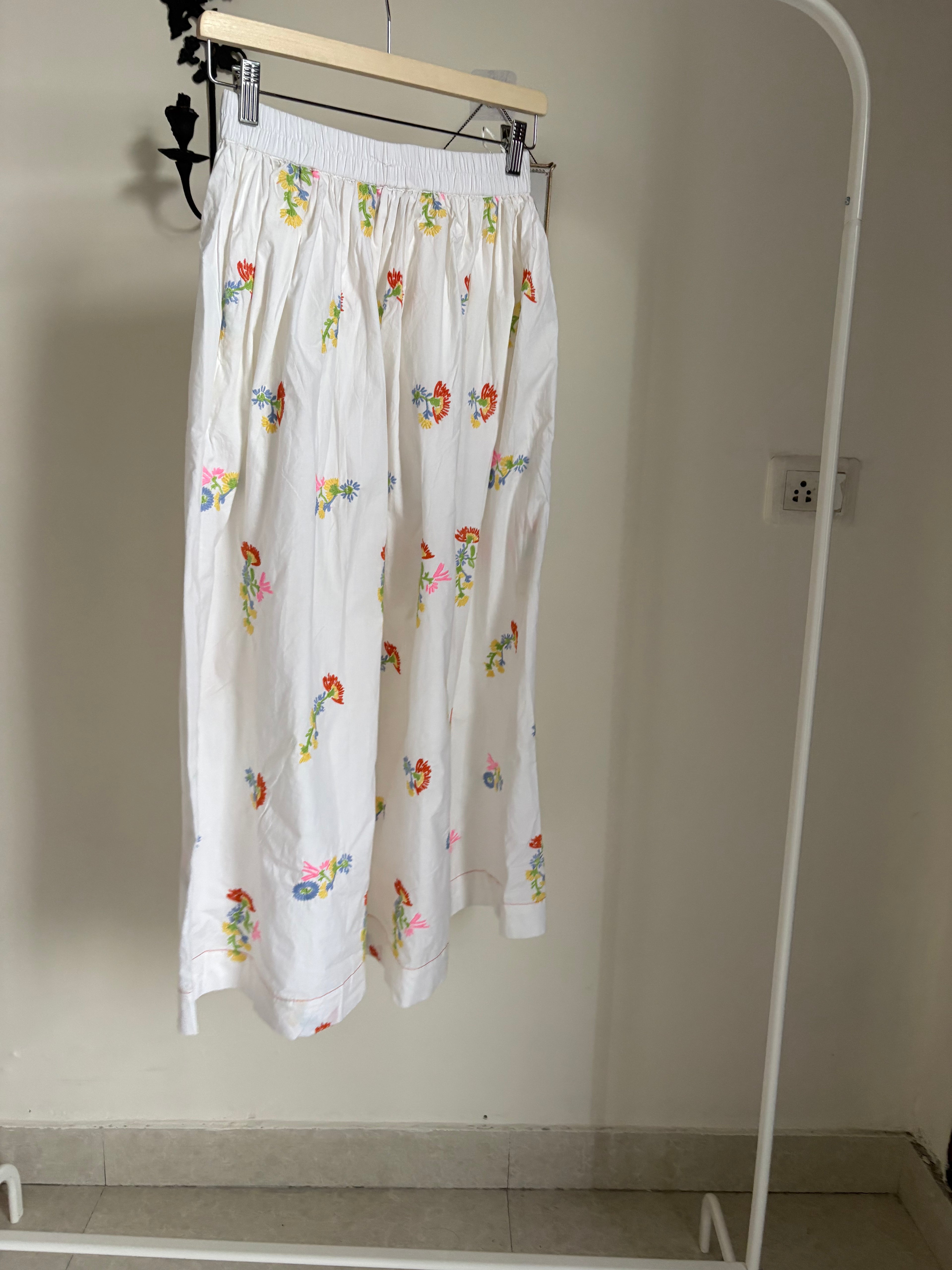Throttleman skirt embroidered S