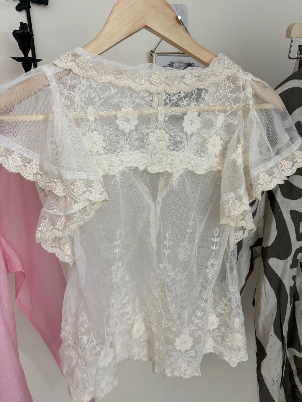 Anthropologie Embroidered Flutter-Sleeve Top XS