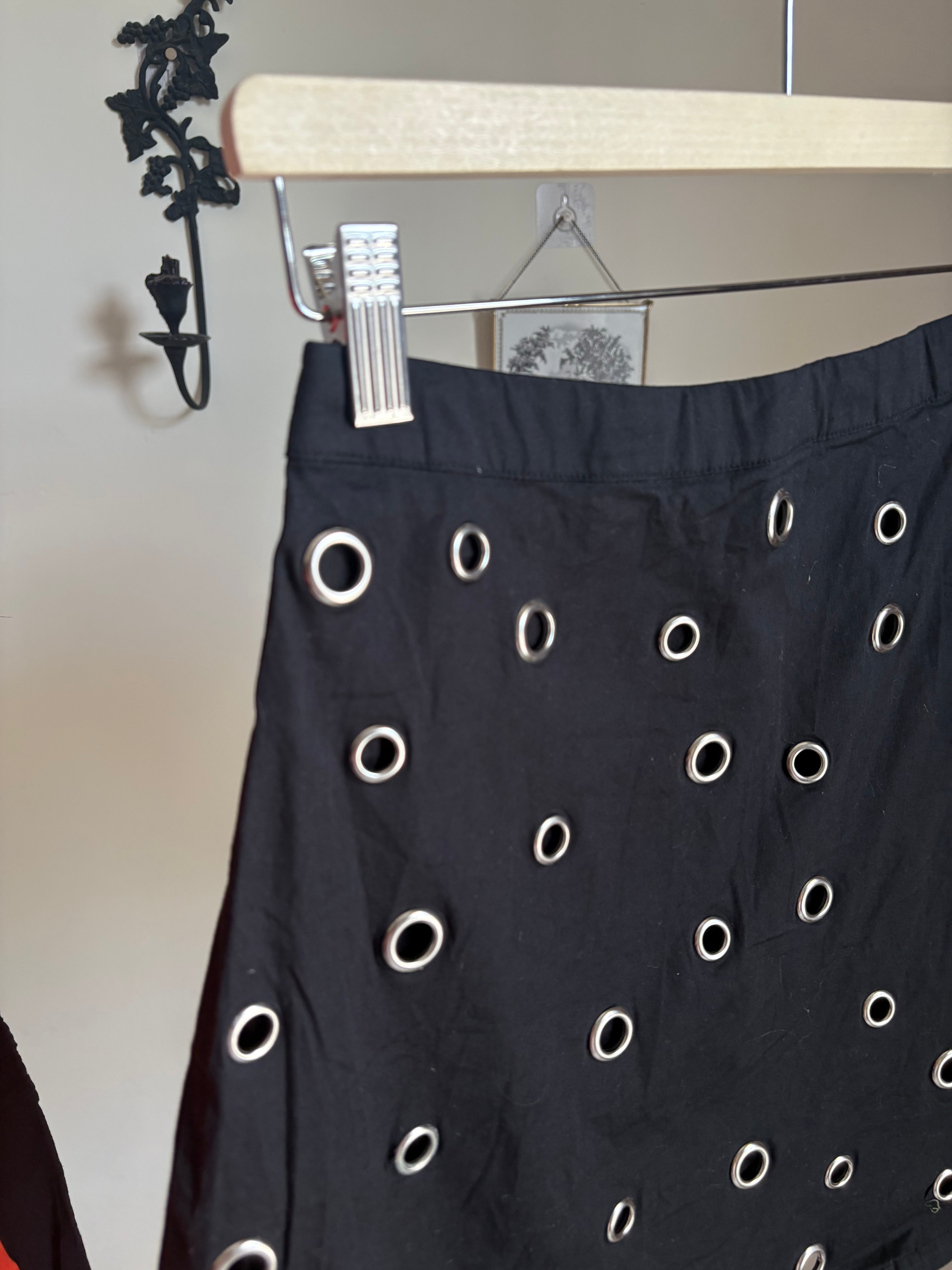 KIABI EYELET SKIRT 26"