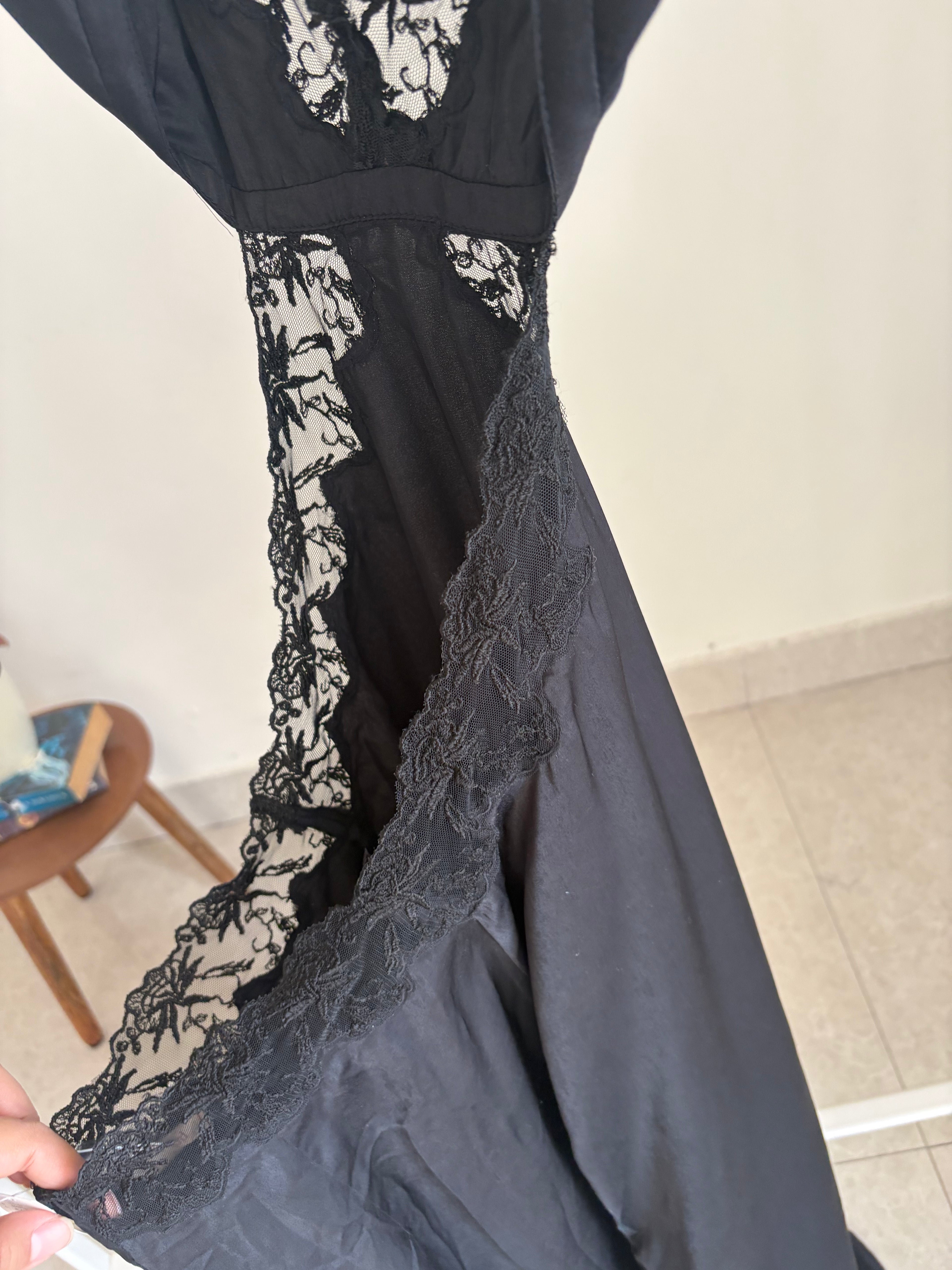 LYREBIRD  Lace Cutout Maxi Chemise S