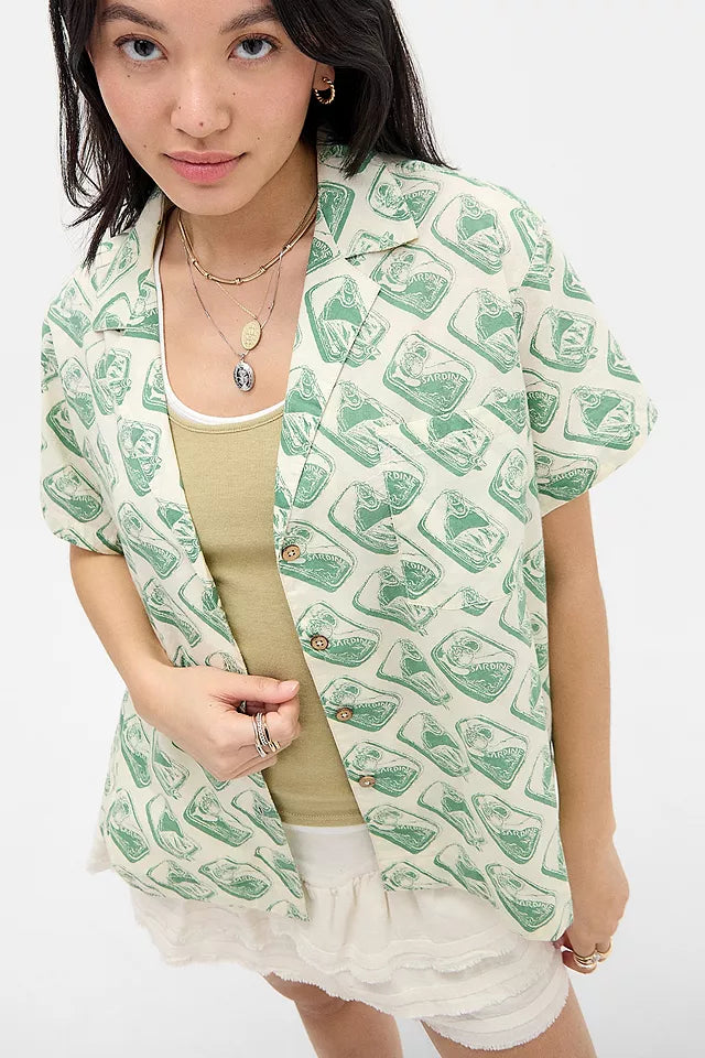 UO Paige SARDINES Printed Souvenir Shirt XL