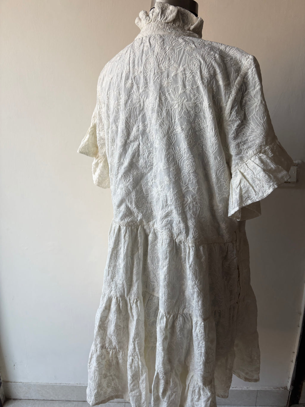 Mille Violetta Dress in white L