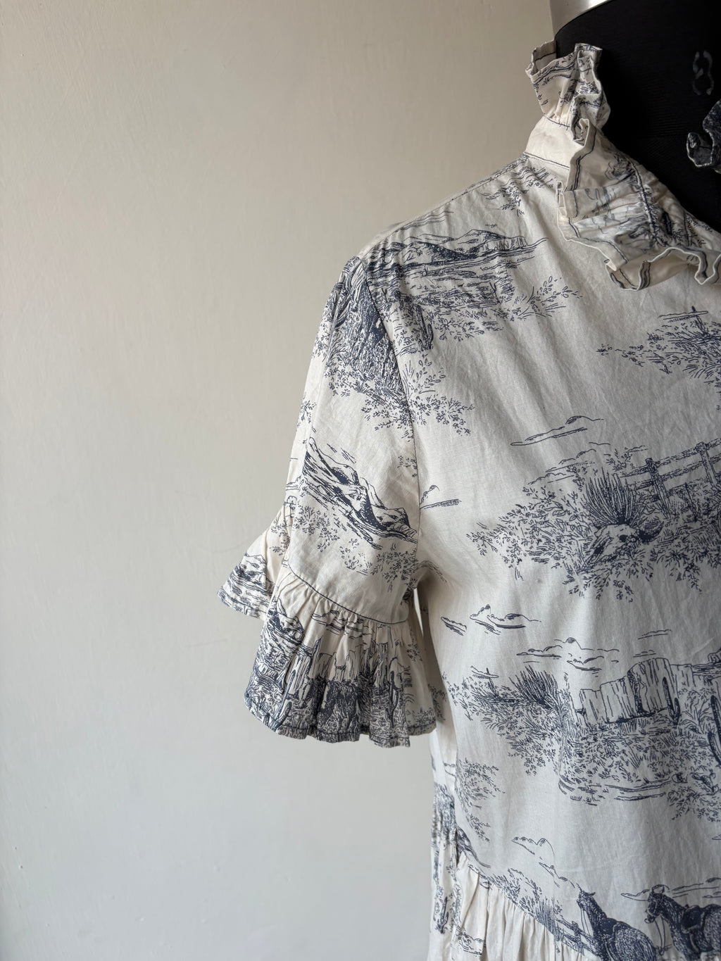 Mille Victoria Dress in L