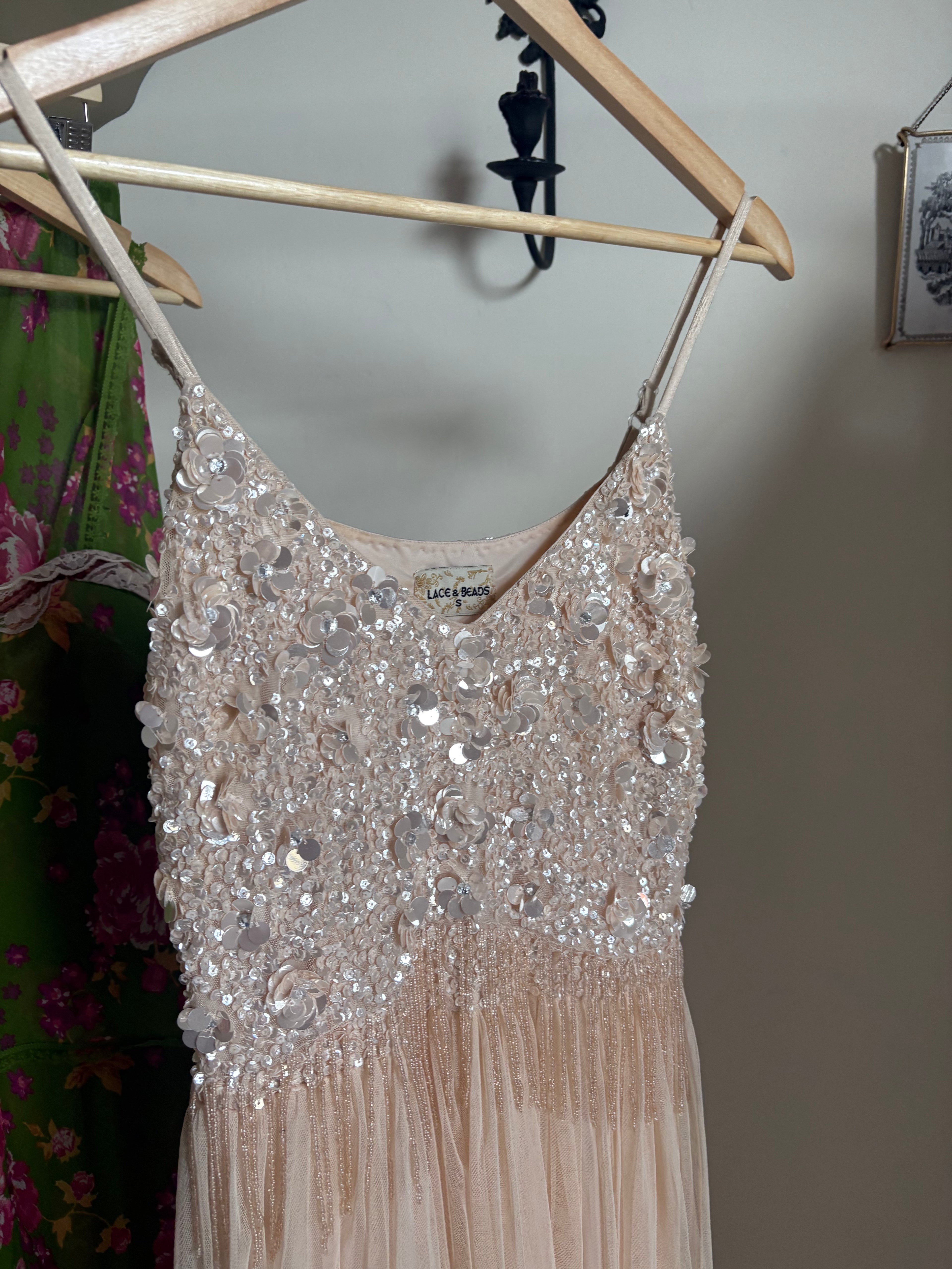 Lace & Beads Cocktail dress / Party dress S