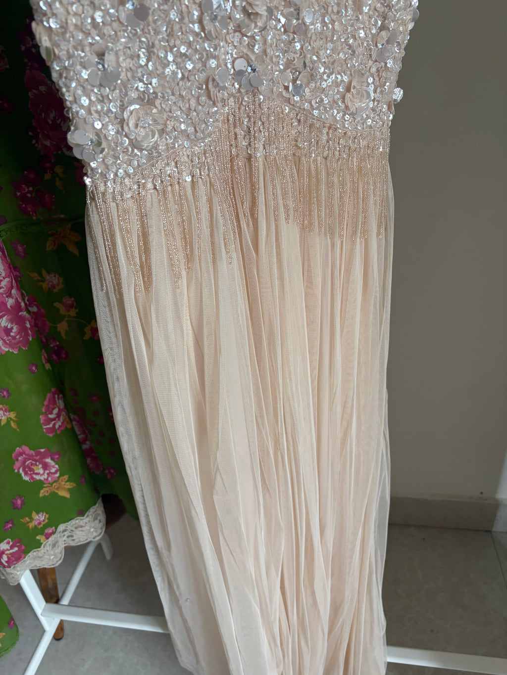 Lace & Beads Cocktail dress / Party dress S