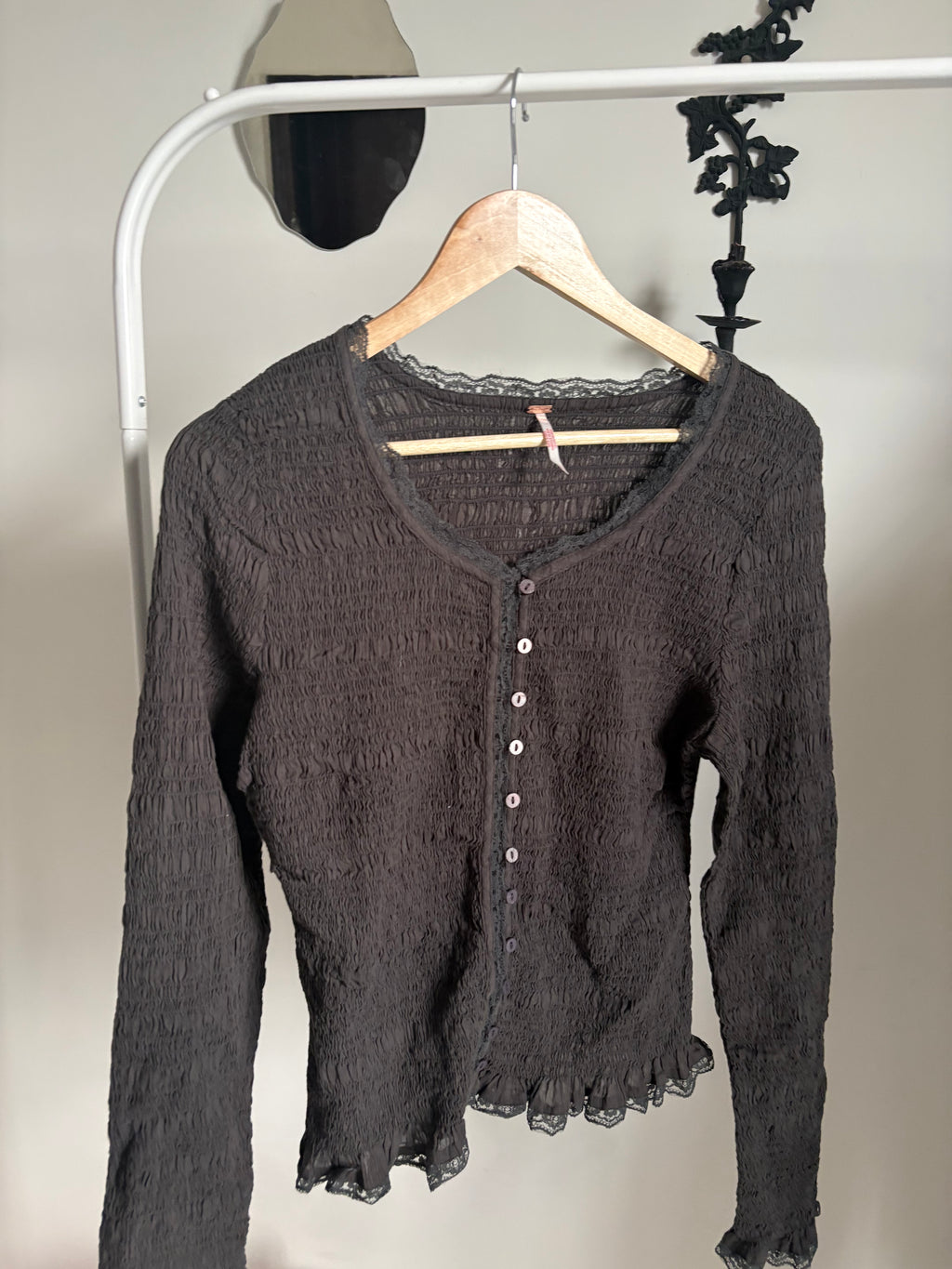 FREE PEOPLE Elliot Smocked Solid Top WASHED BLACK XL
