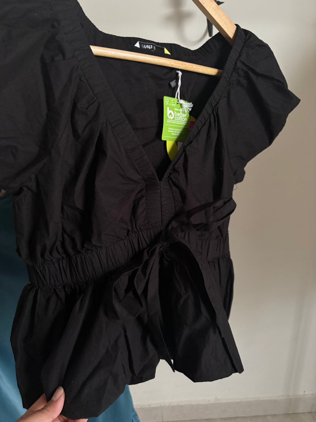 THAT'S IT TIE TOP BLACK L