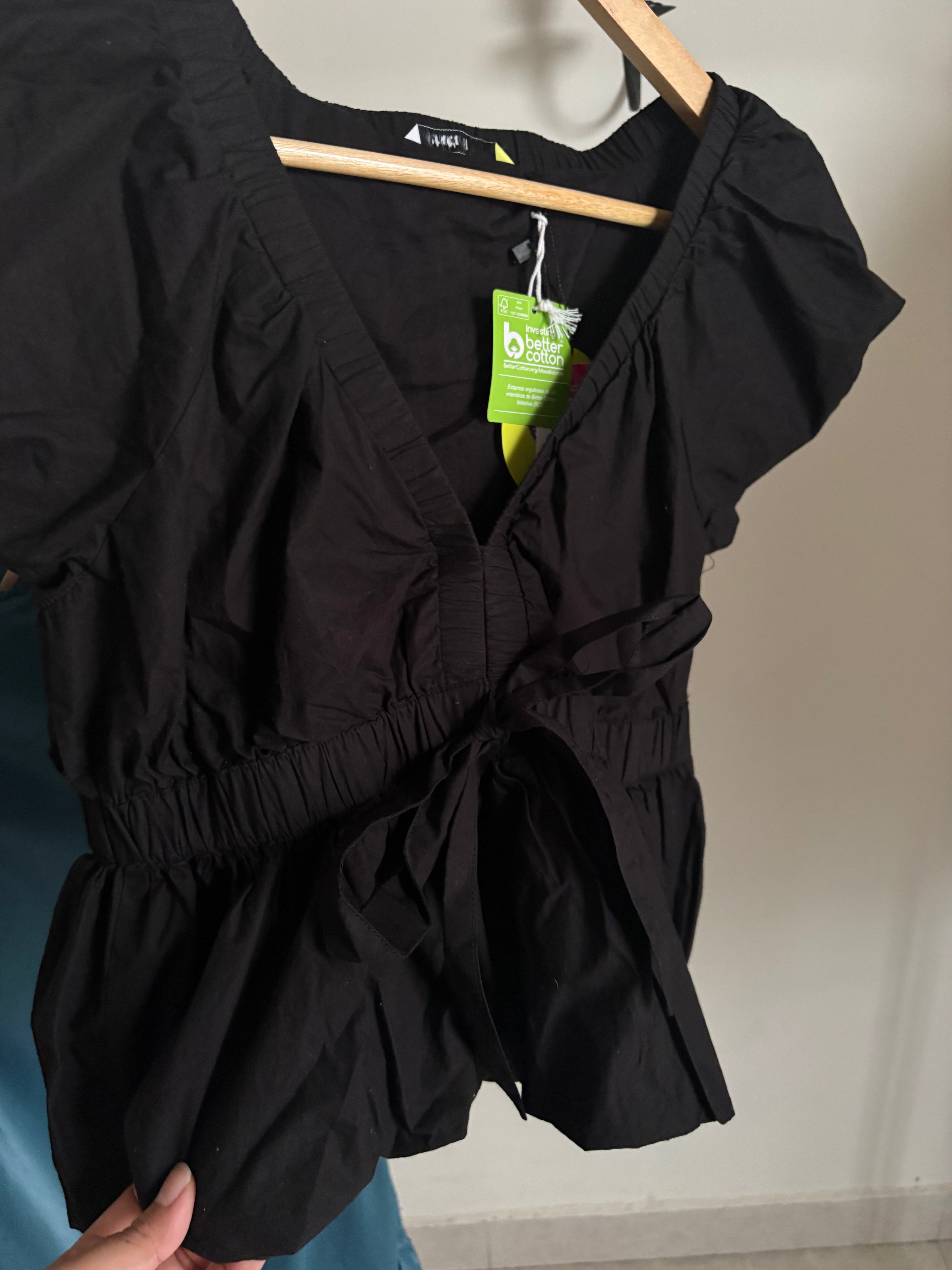 THAT'S IT TIE TOP BLACK L