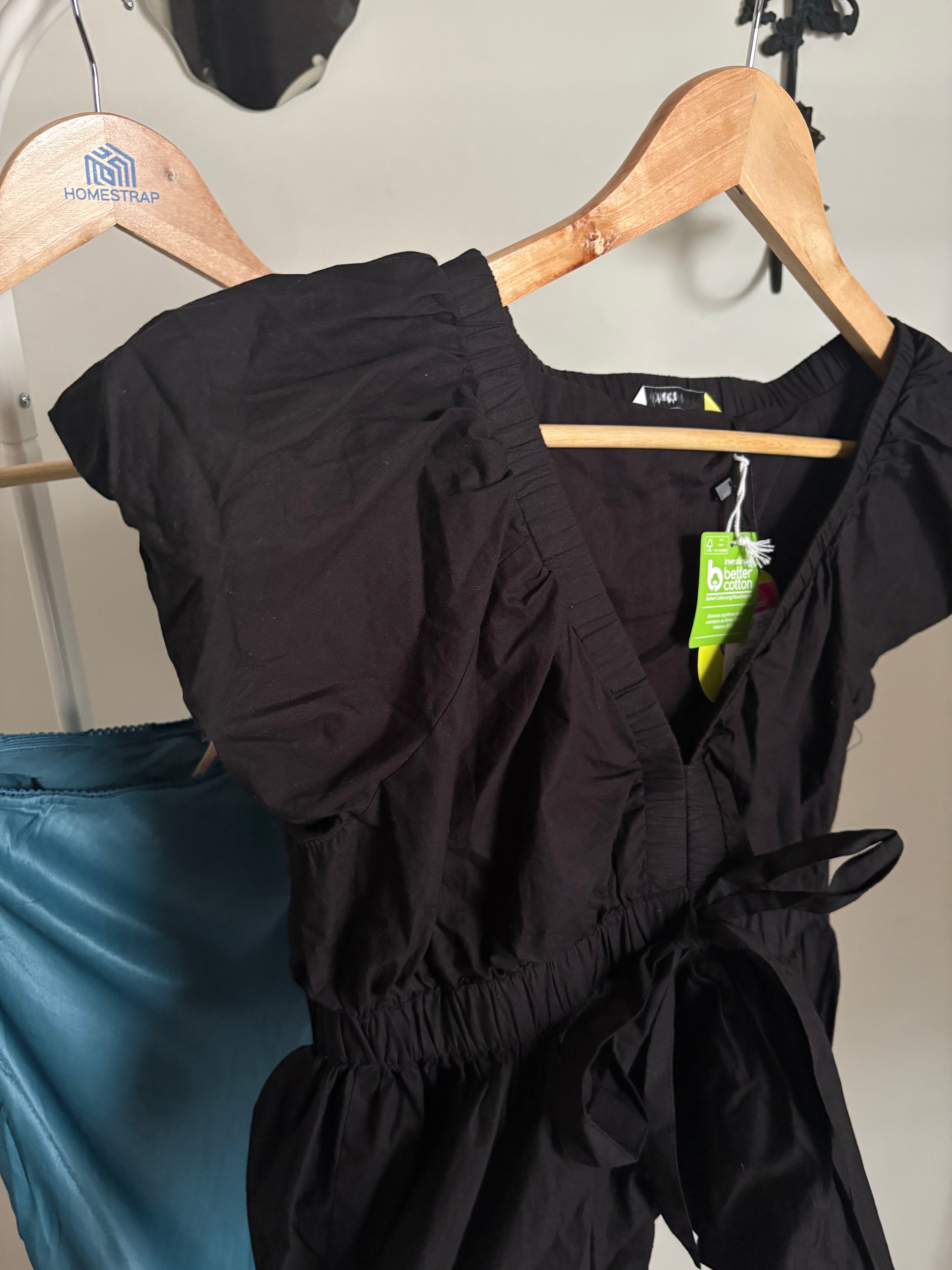 THAT'S IT TIE TOP BLACK L