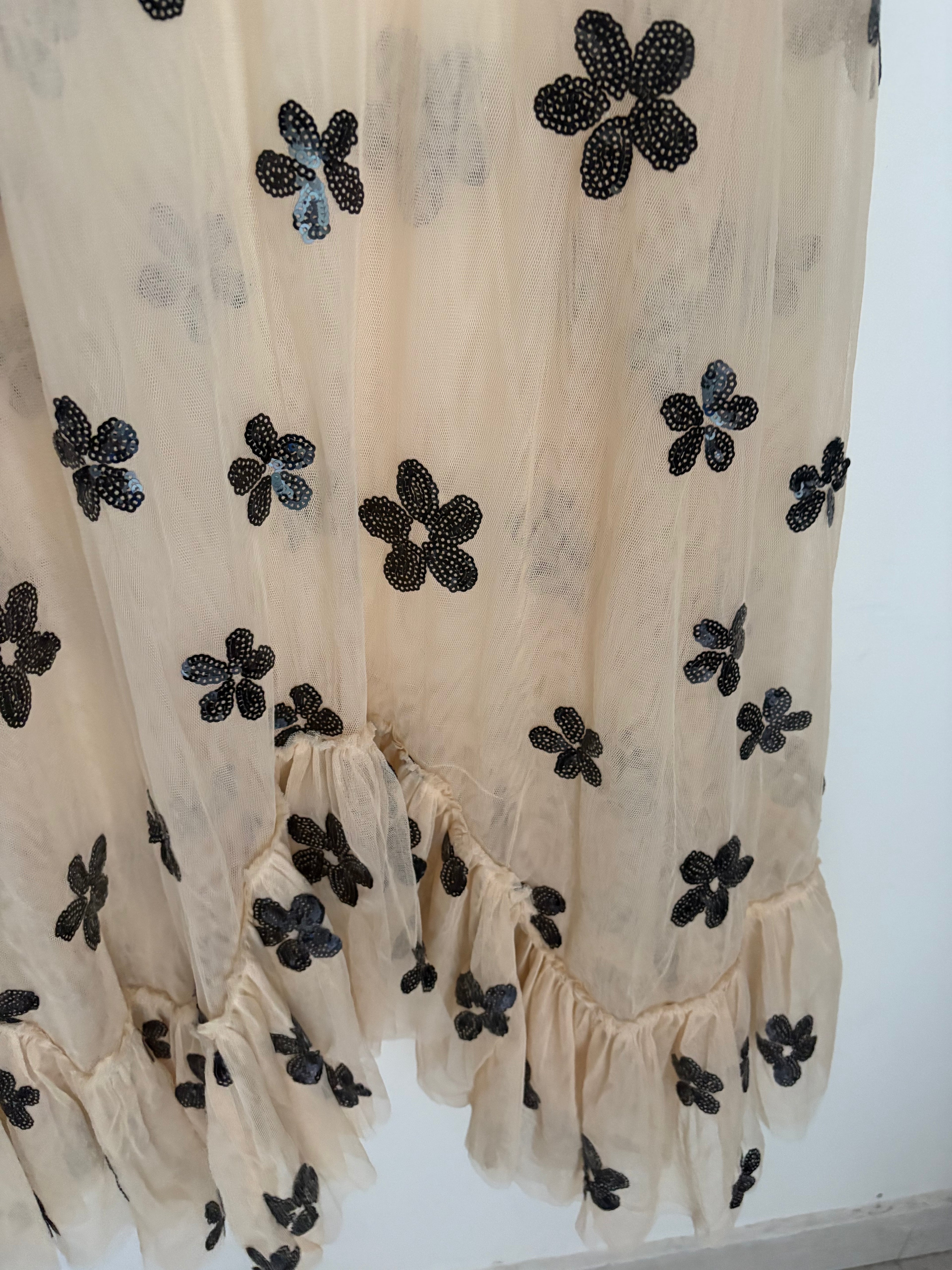 URBAN OUTFITTERS UO Everly Semi-Sheer Sequin Midi Dress M