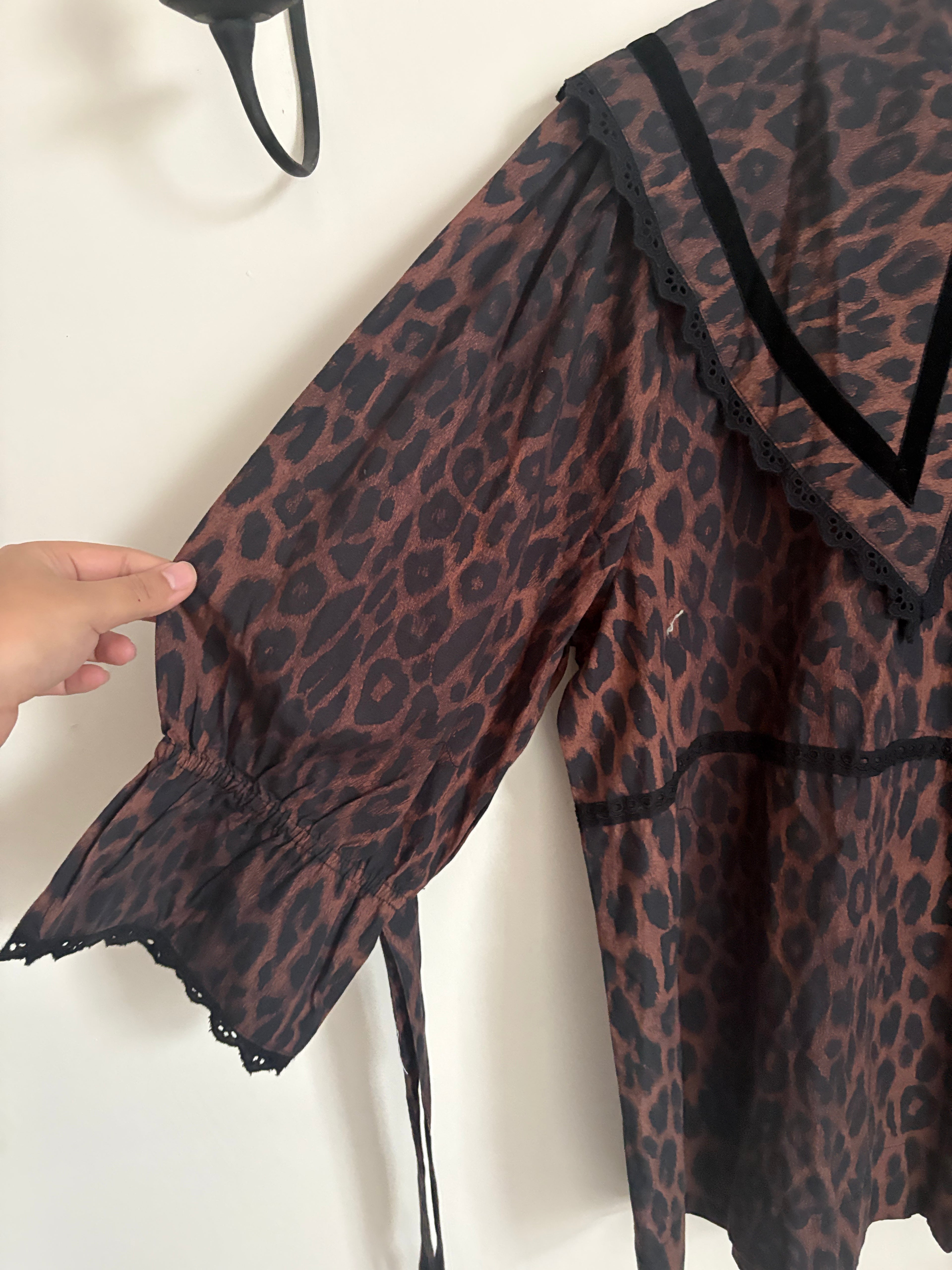 Damson Madder Candice Leopard Print Oversized Collar Blouse UK14