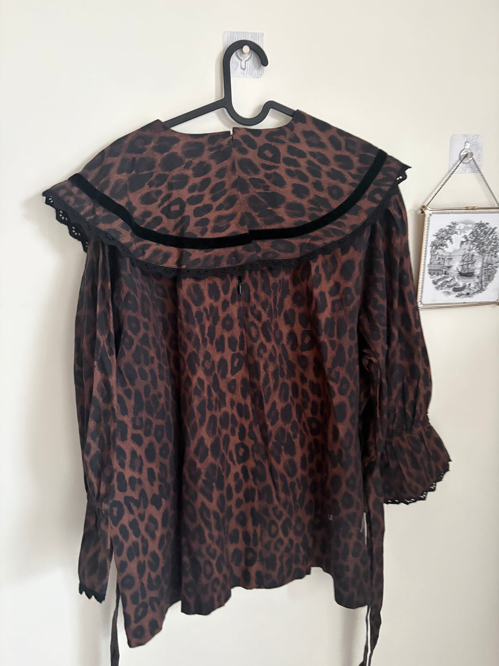 Damson Madder Candice Leopard Print Oversized Collar Blouse UK14