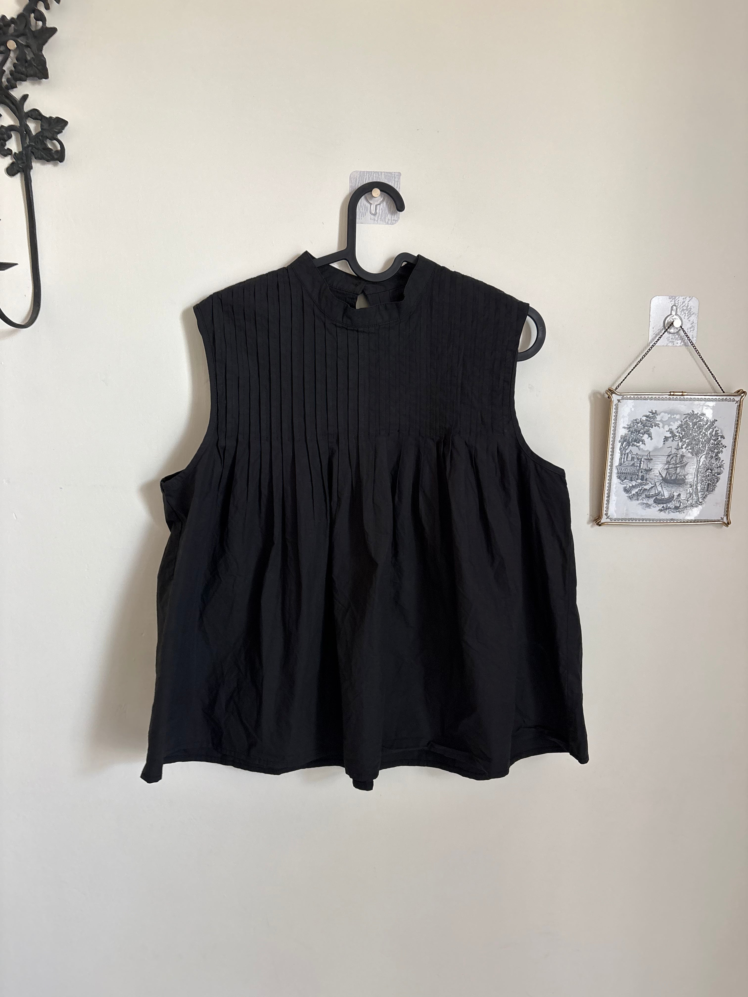 Pintuck Yoke TOP COTTON M