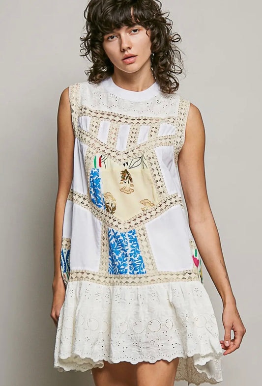 Kaia Eyelet Lace Dress S/M