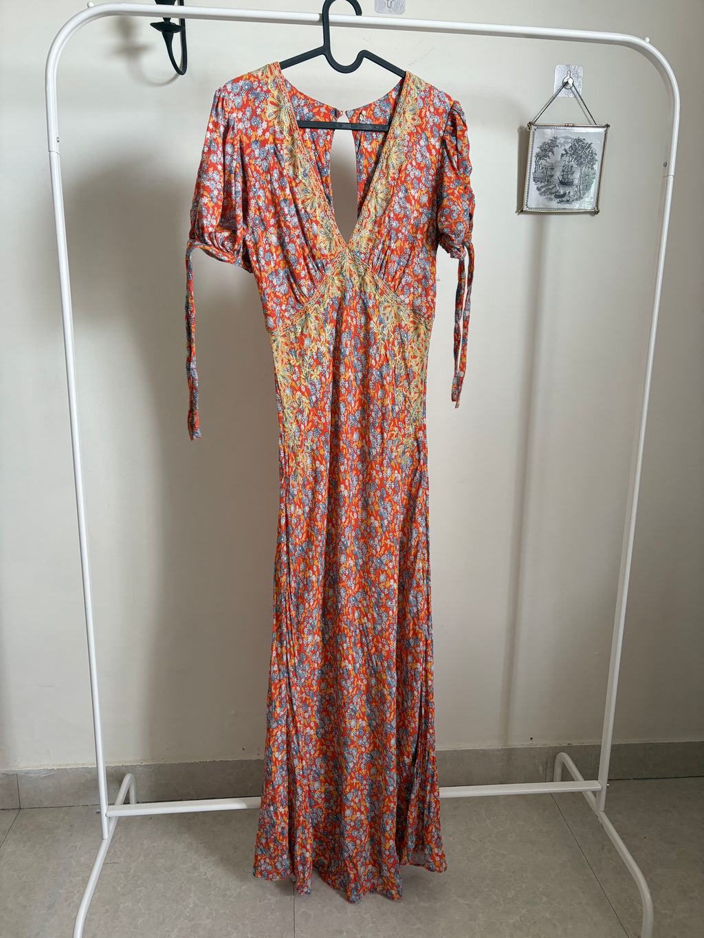 ORANGE FLORAL EMBROIDERED DRESS  S