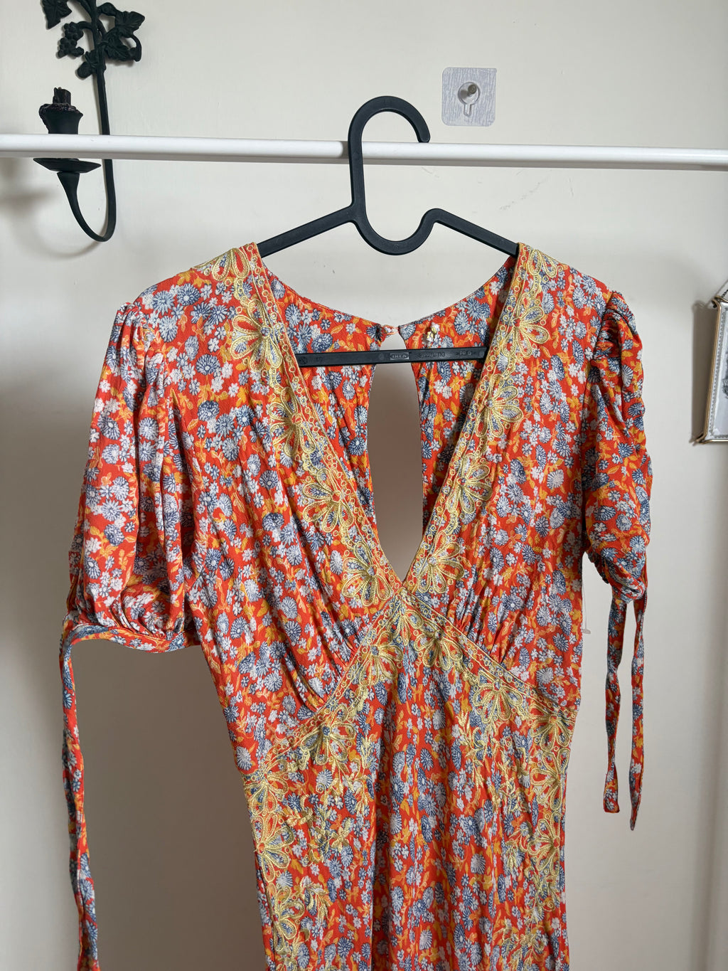 ORANGE FLORAL EMBROIDERED DRESS  S