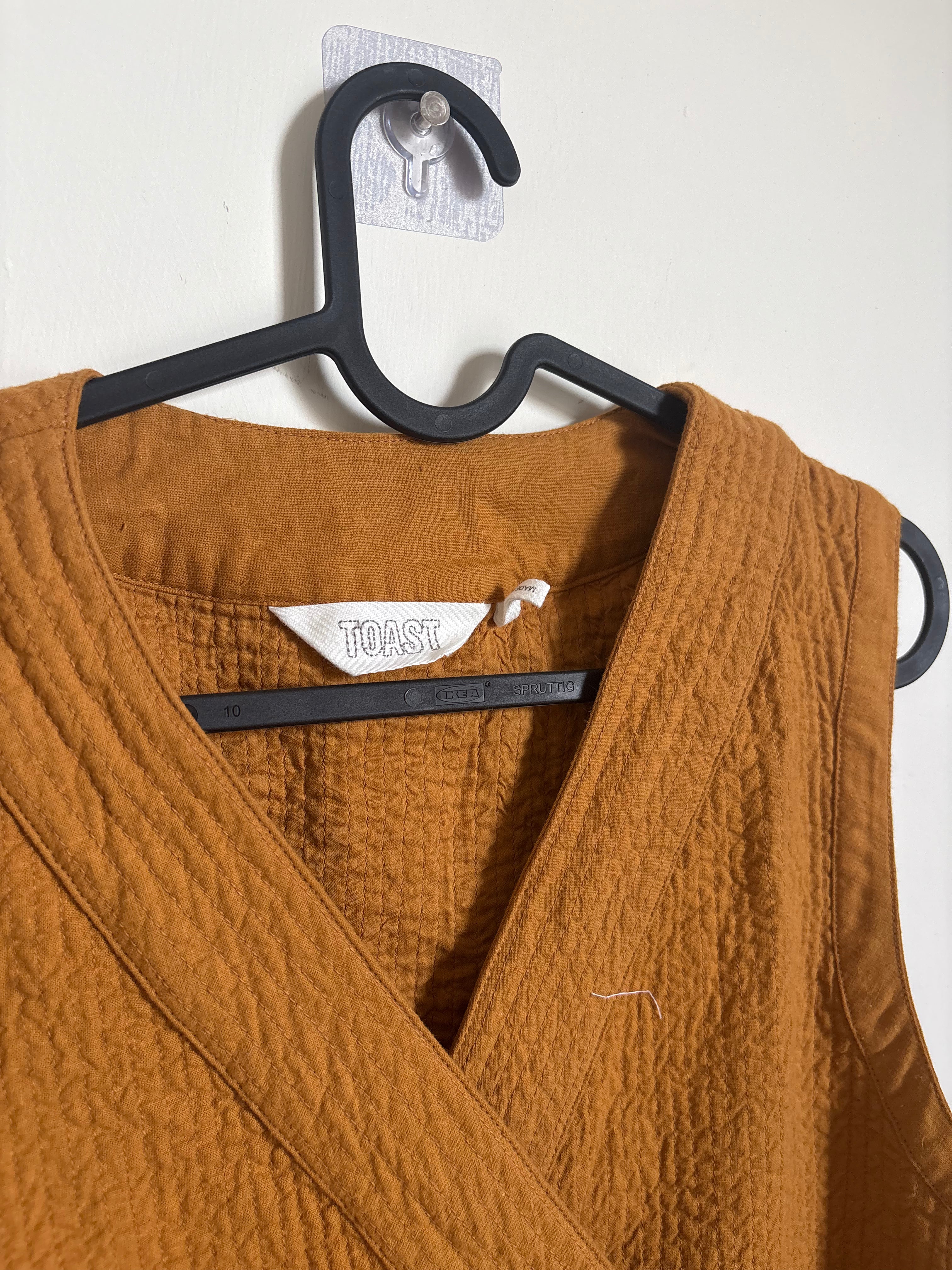 TOAST Quilted Cotton Linen Wrap Vest - Tilia Honey