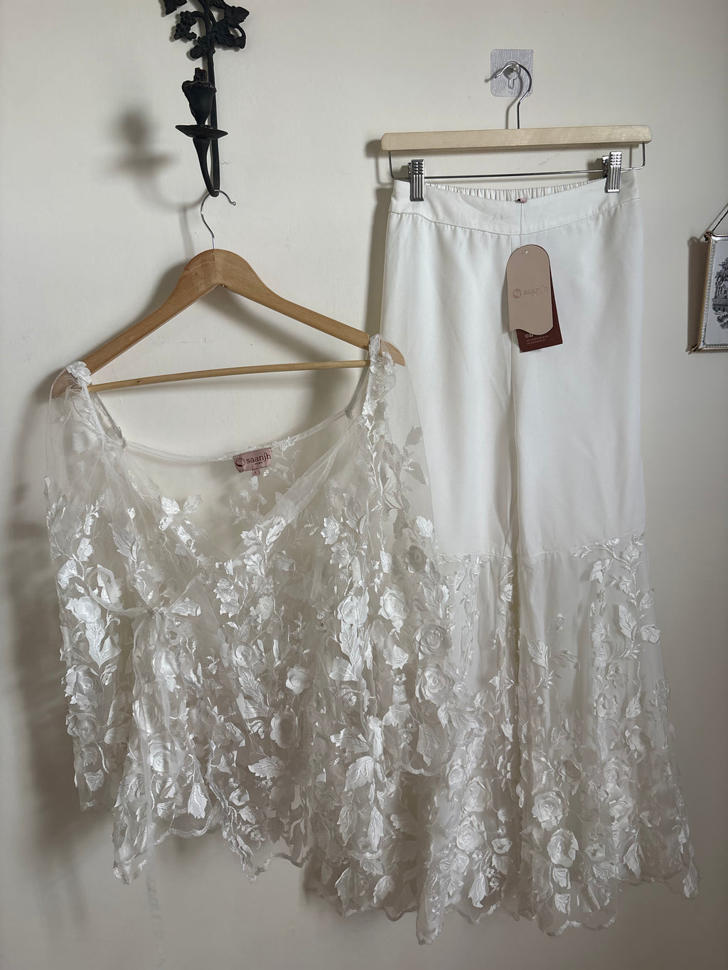 Saanjh by Lea Aasiyah And Allami White 3-DFloral Sharara Set L