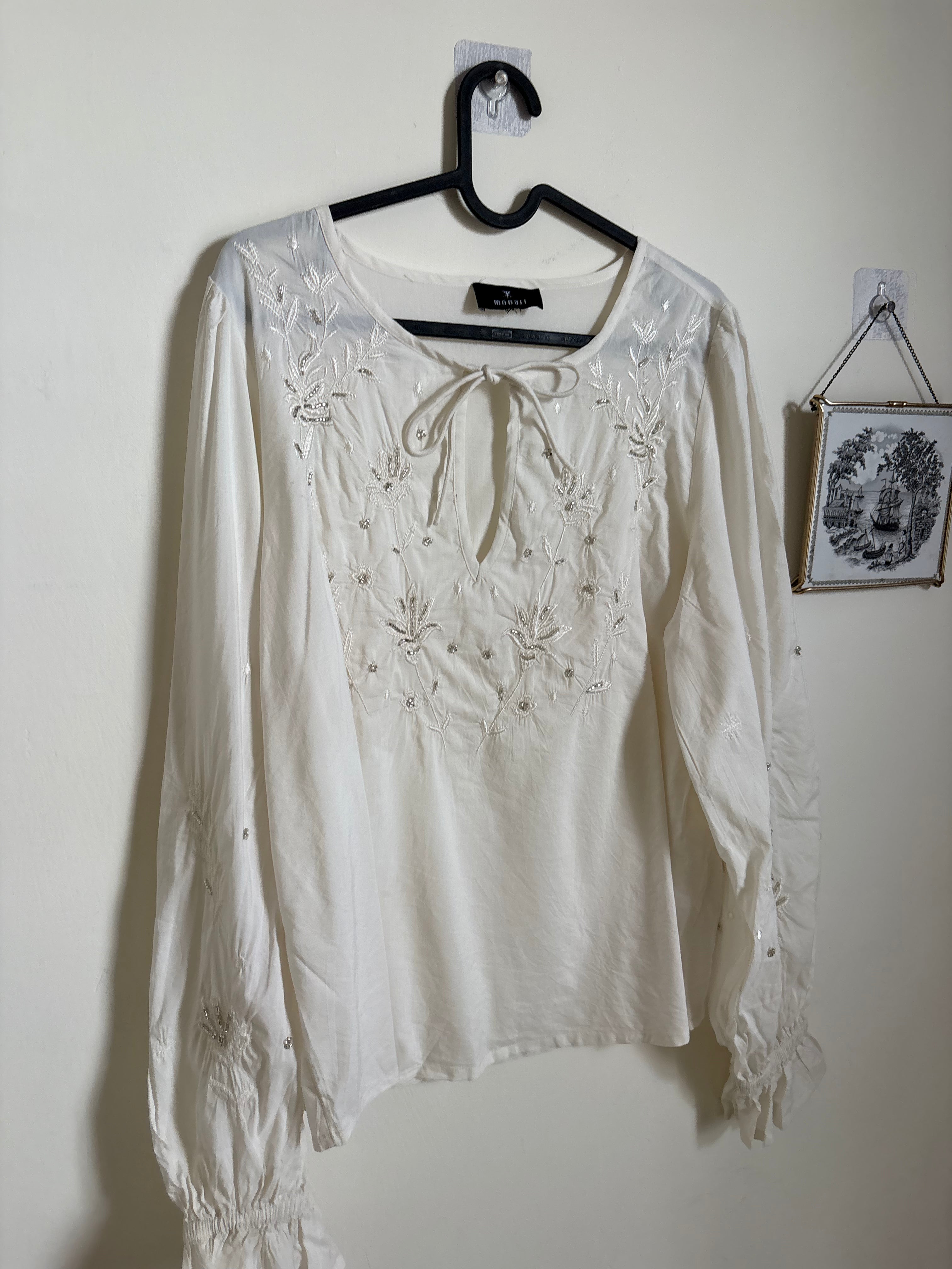 monari Blouse with ruffles and rhinestones
