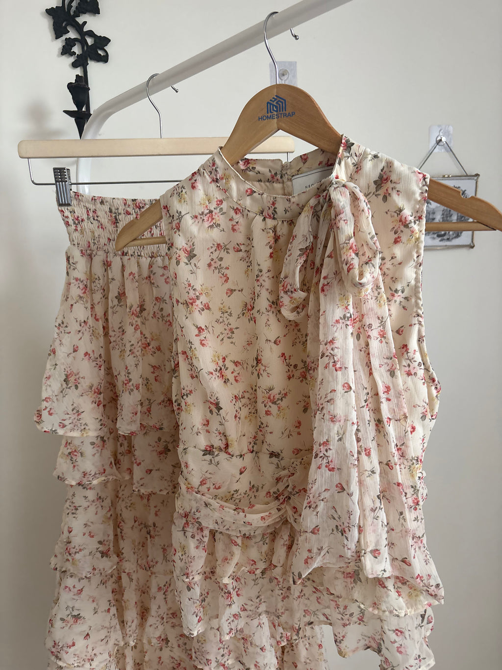 NEO NOIR Morris Meadow Printed Skirt Top SET