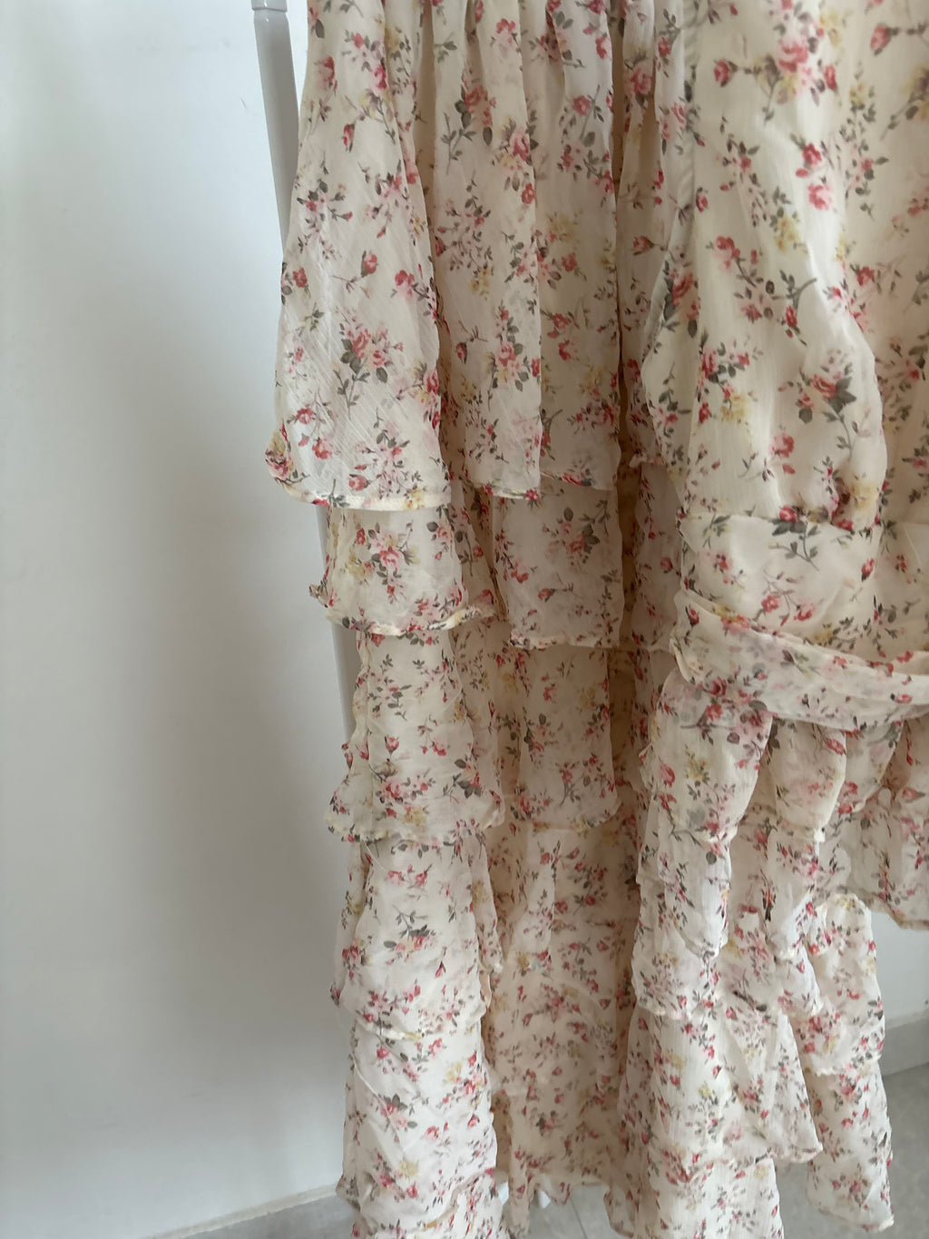 NEO NOIR Morris Meadow Printed Skirt Top SET