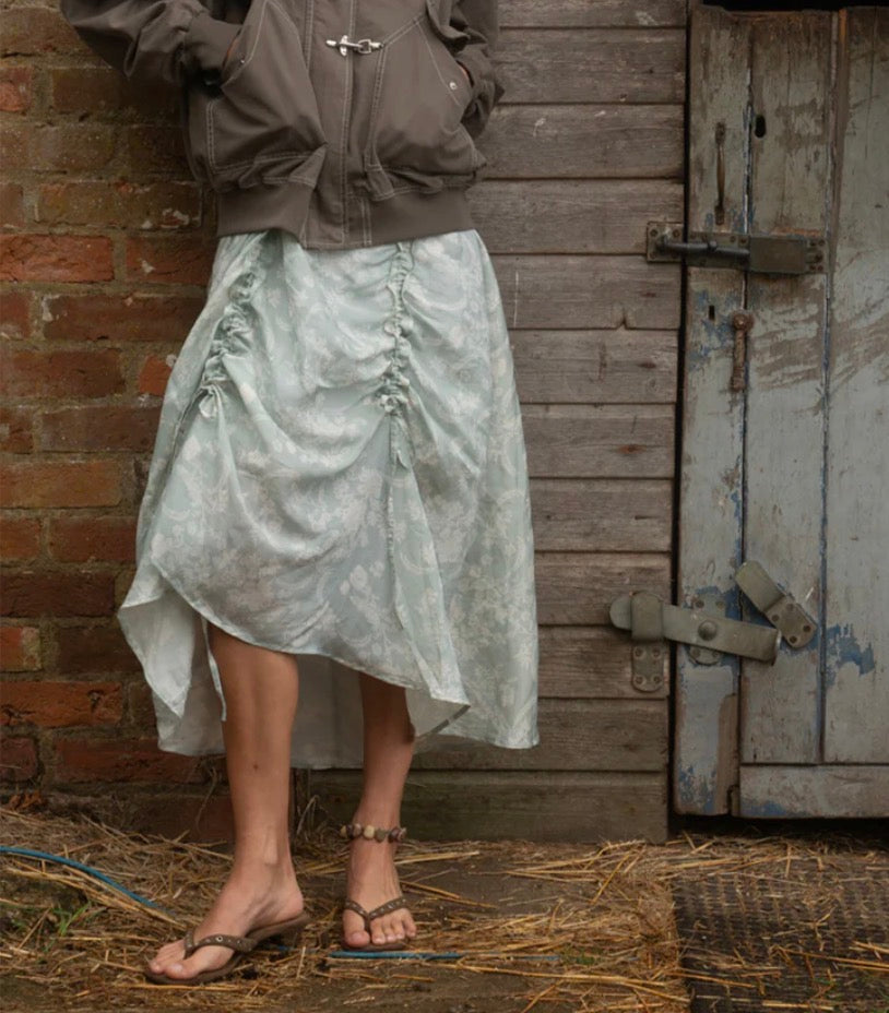 MUSE ASSEMBLY DAISY GATHERED CHANNEL SKIRT
