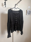 VISCOSE BLACK PLEAT DETAIL TOP M