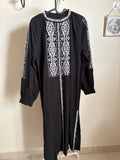 SWOON EMBROIDERED DRESS S-M