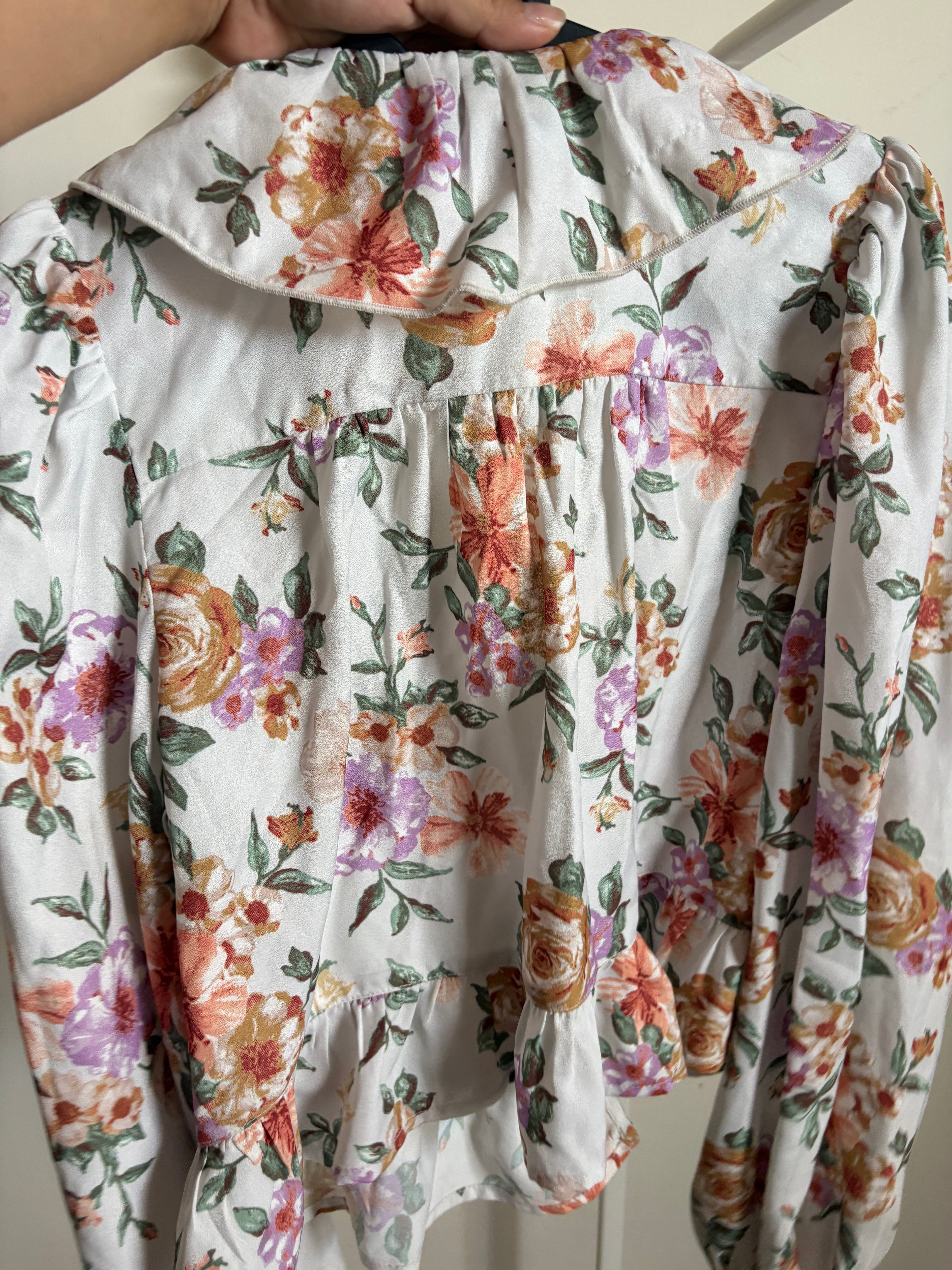 Dizzy Lizzy Floral Ruffle Detail Top S