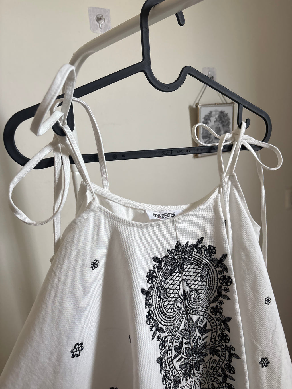 FLARED EMBROIDERED DRESS