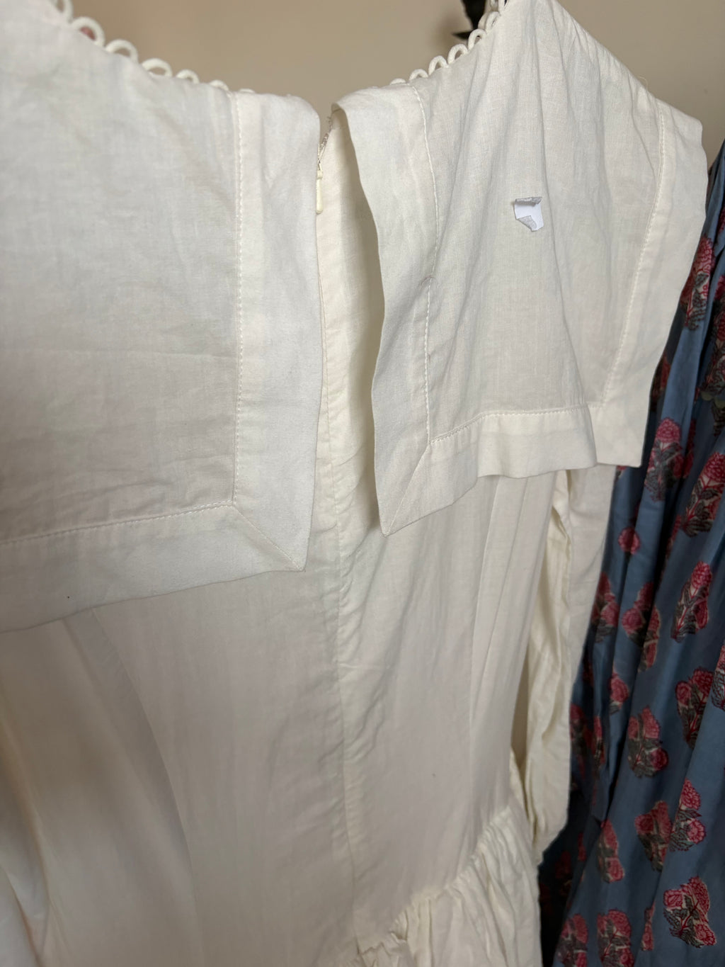 SQUARE COLLAR DRESS WHITE  S